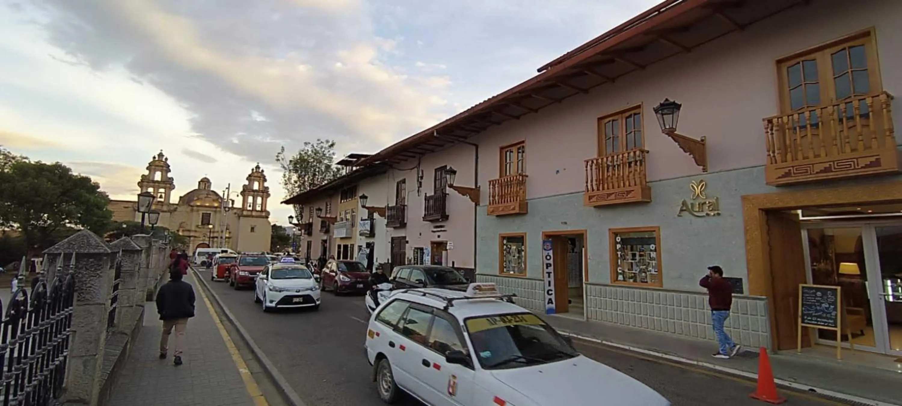 Facade/entrance in Hotel Aural