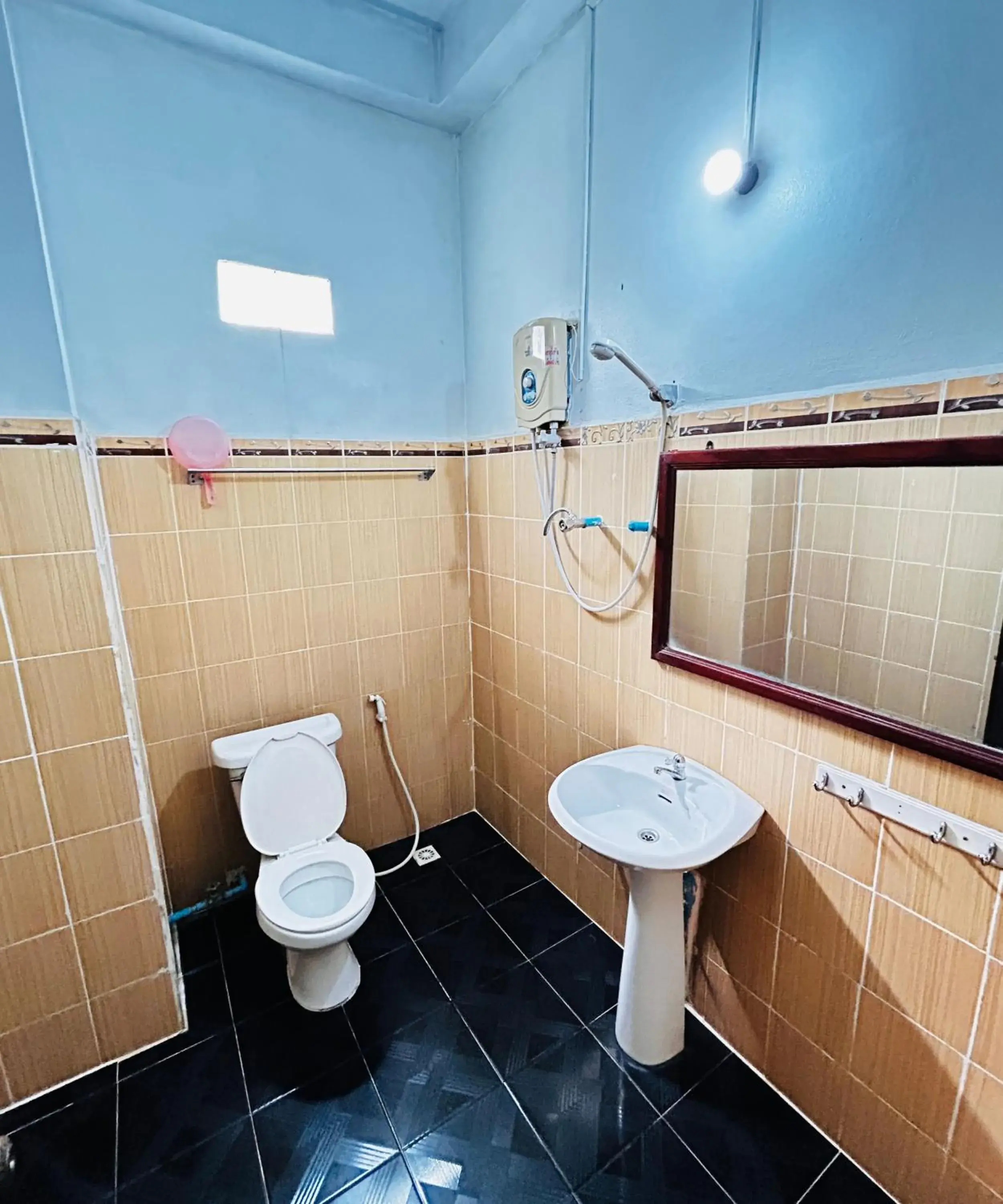 Deluxe Double Room in Domon Riverside Hotel Deluxe Double Room in Domon Riverside Hotel