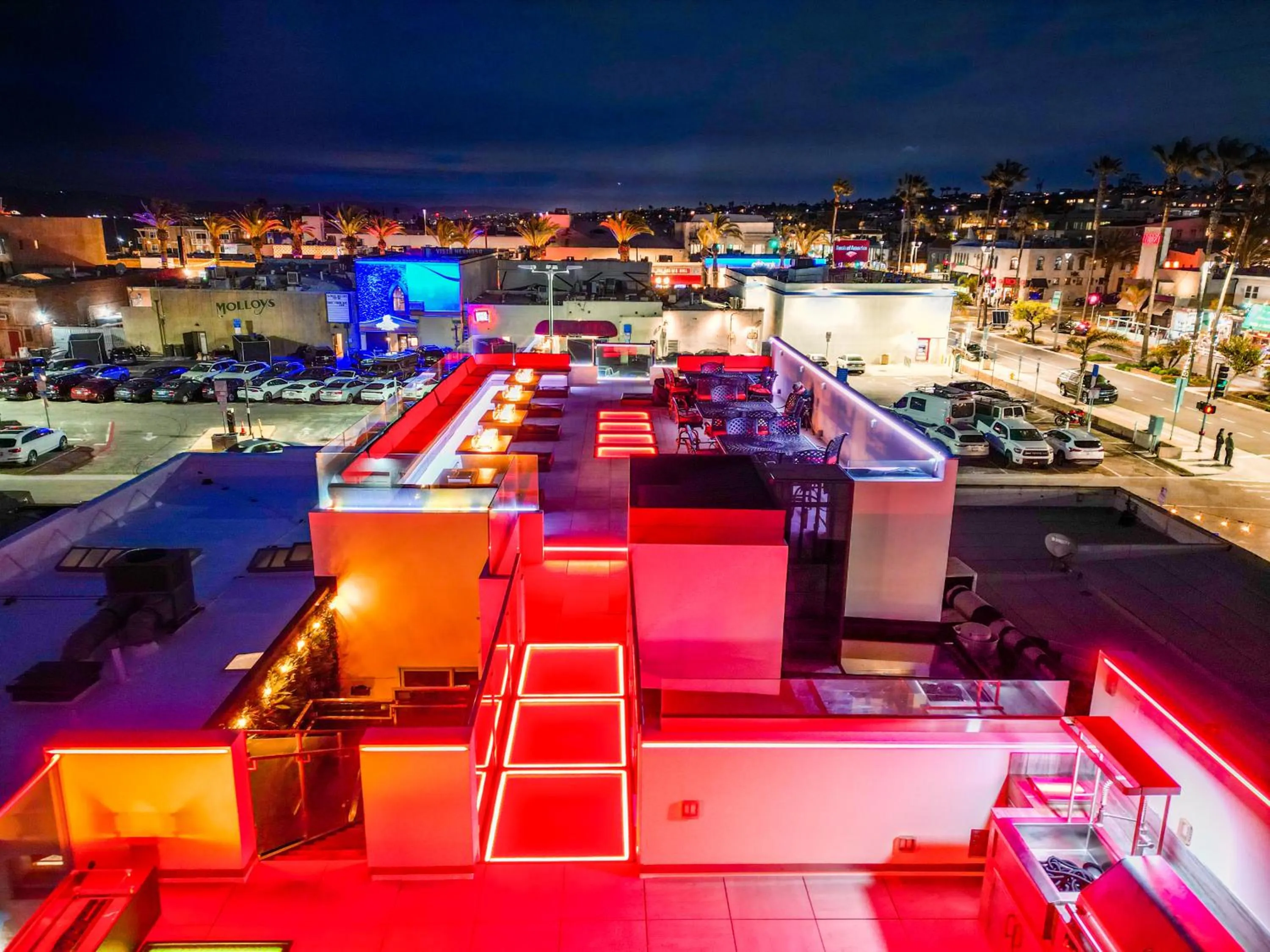 Property building in SW Beach Hotel