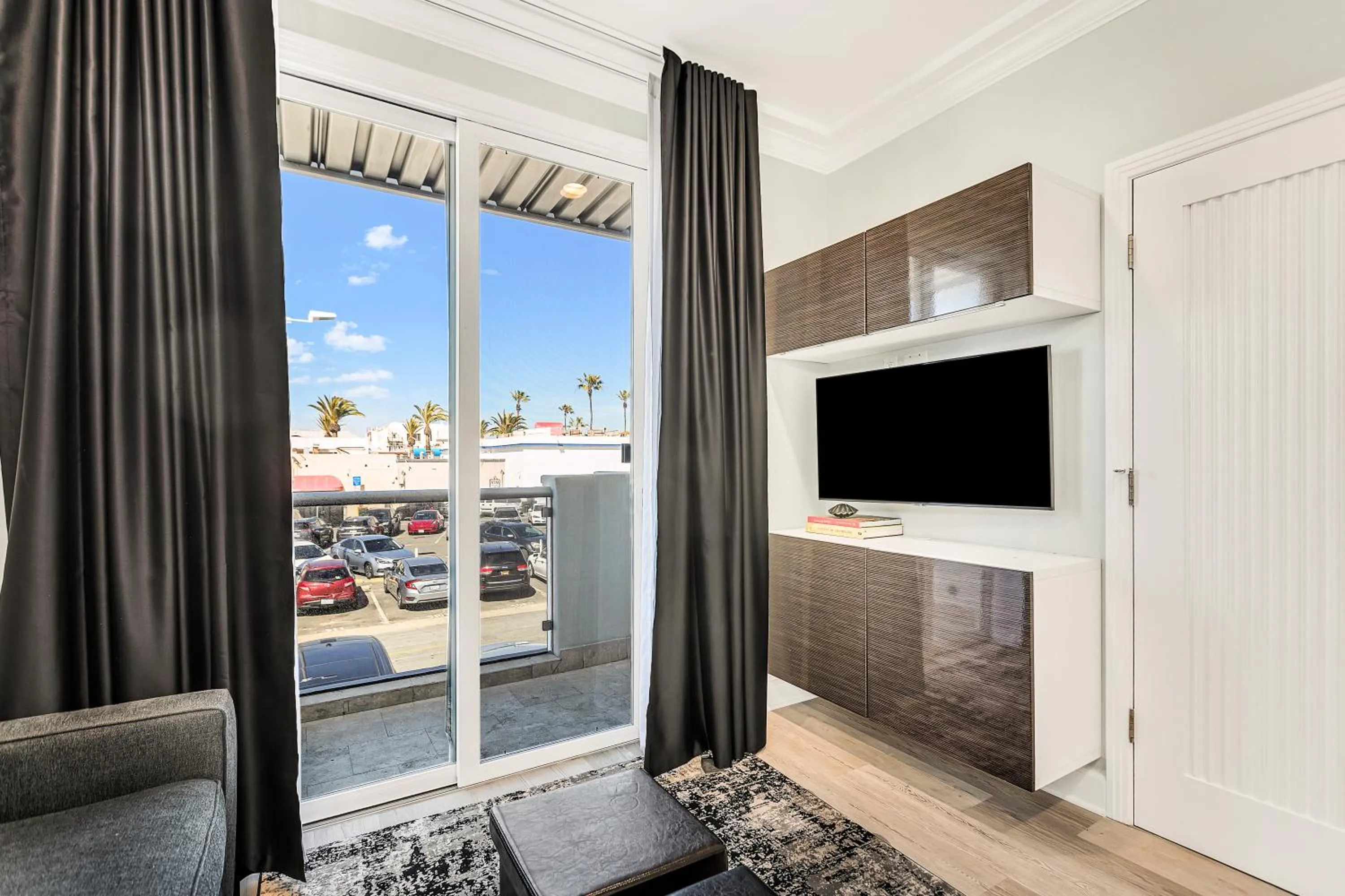 TV and multimedia in SW Beach Hotel