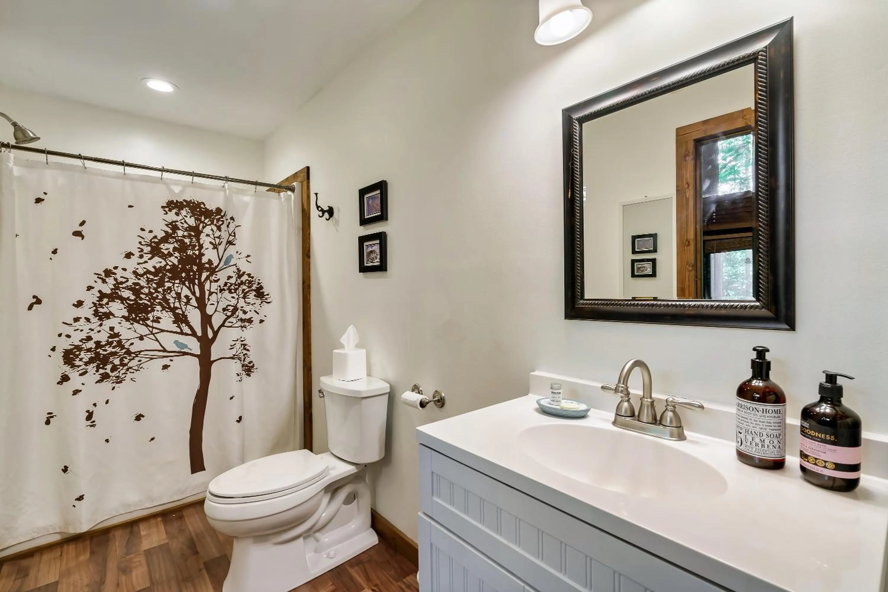 Rivers Edge Treehouses