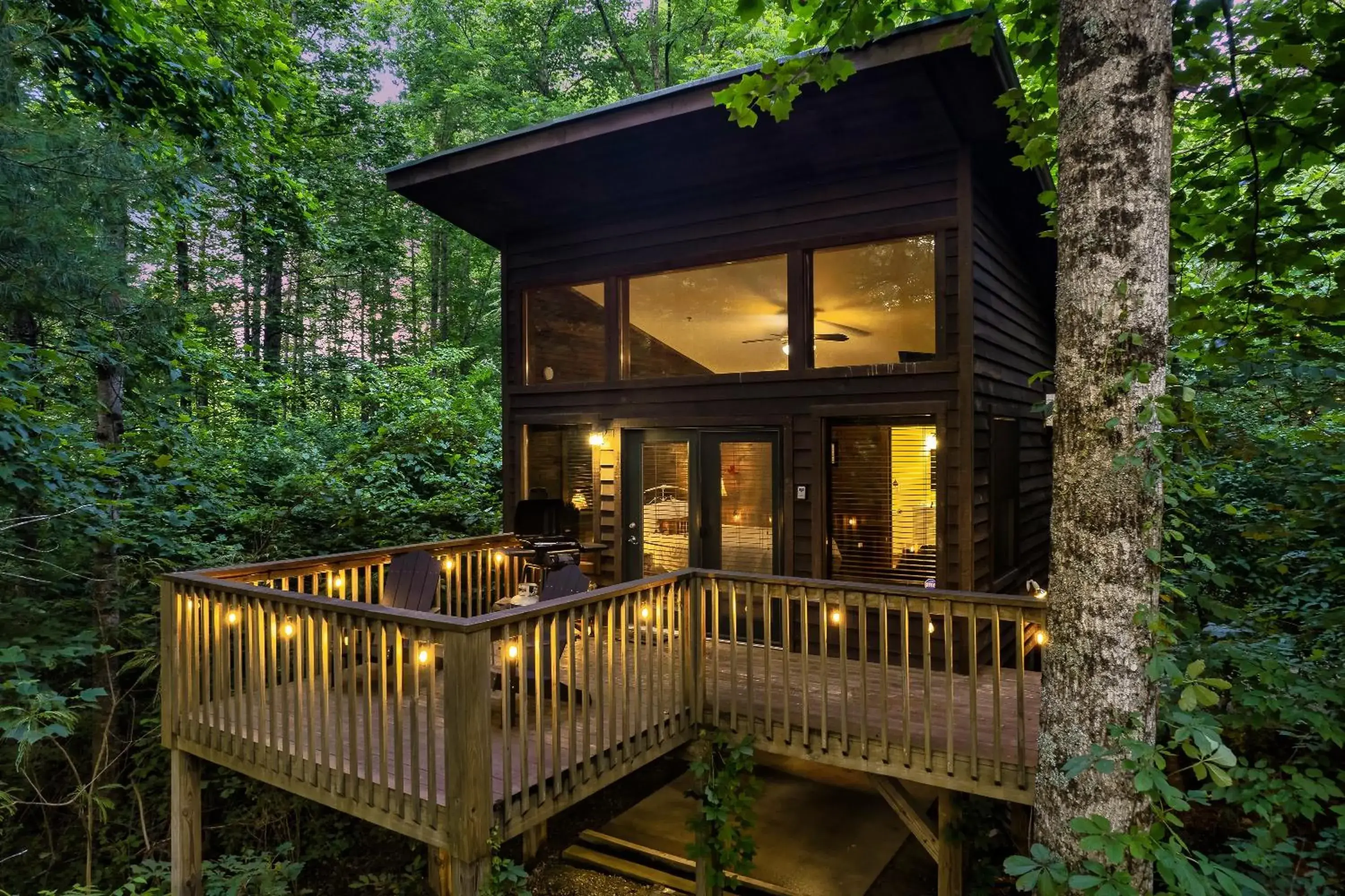 Rivers Edge Treehouses Rivers Edge Treehouses