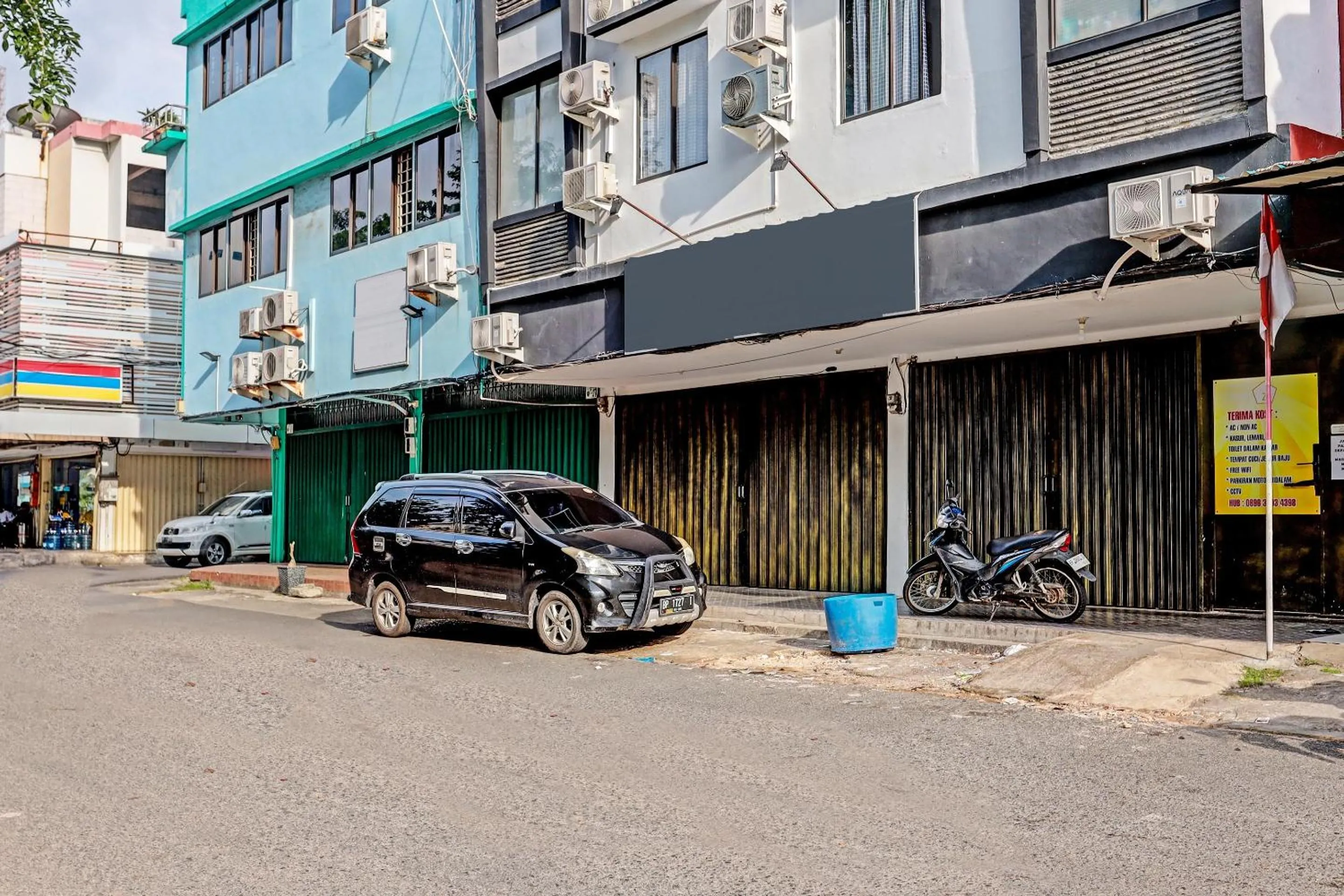 Facade/entrance in Hotel O Nagoya House Syariah