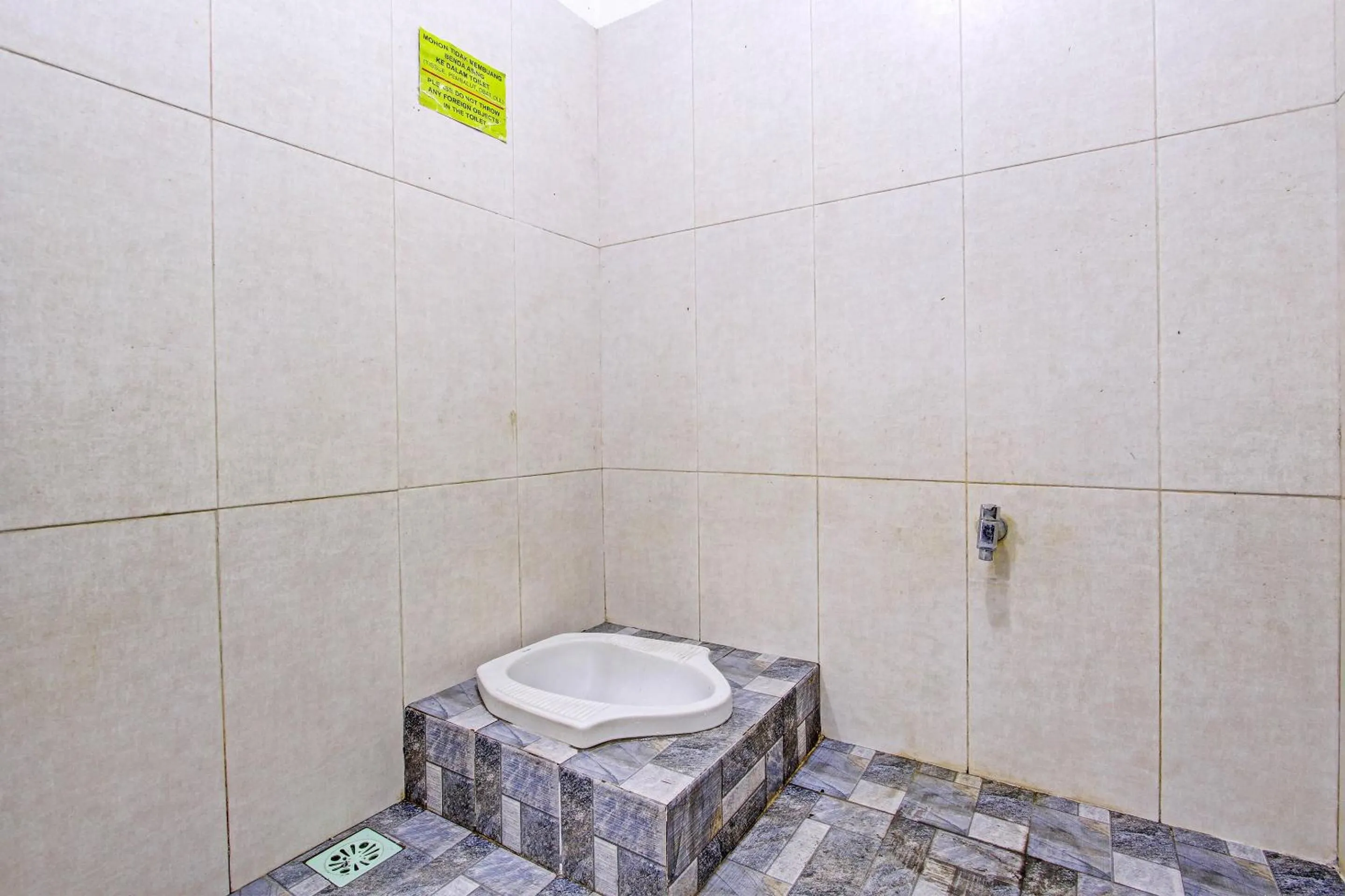 Bathroom in Hotel O Pacar Guesthouse