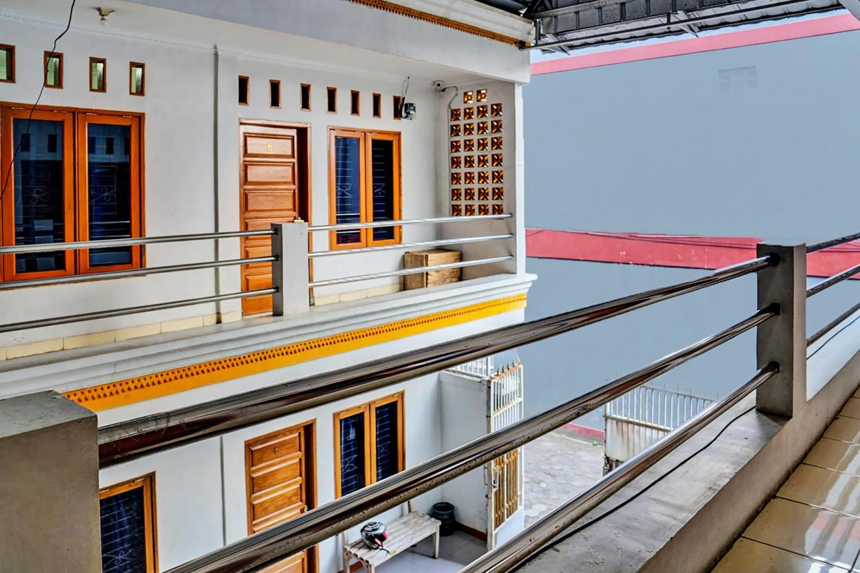 Lobby or reception in Hotel O Penginapan Hj Lilis Syariah