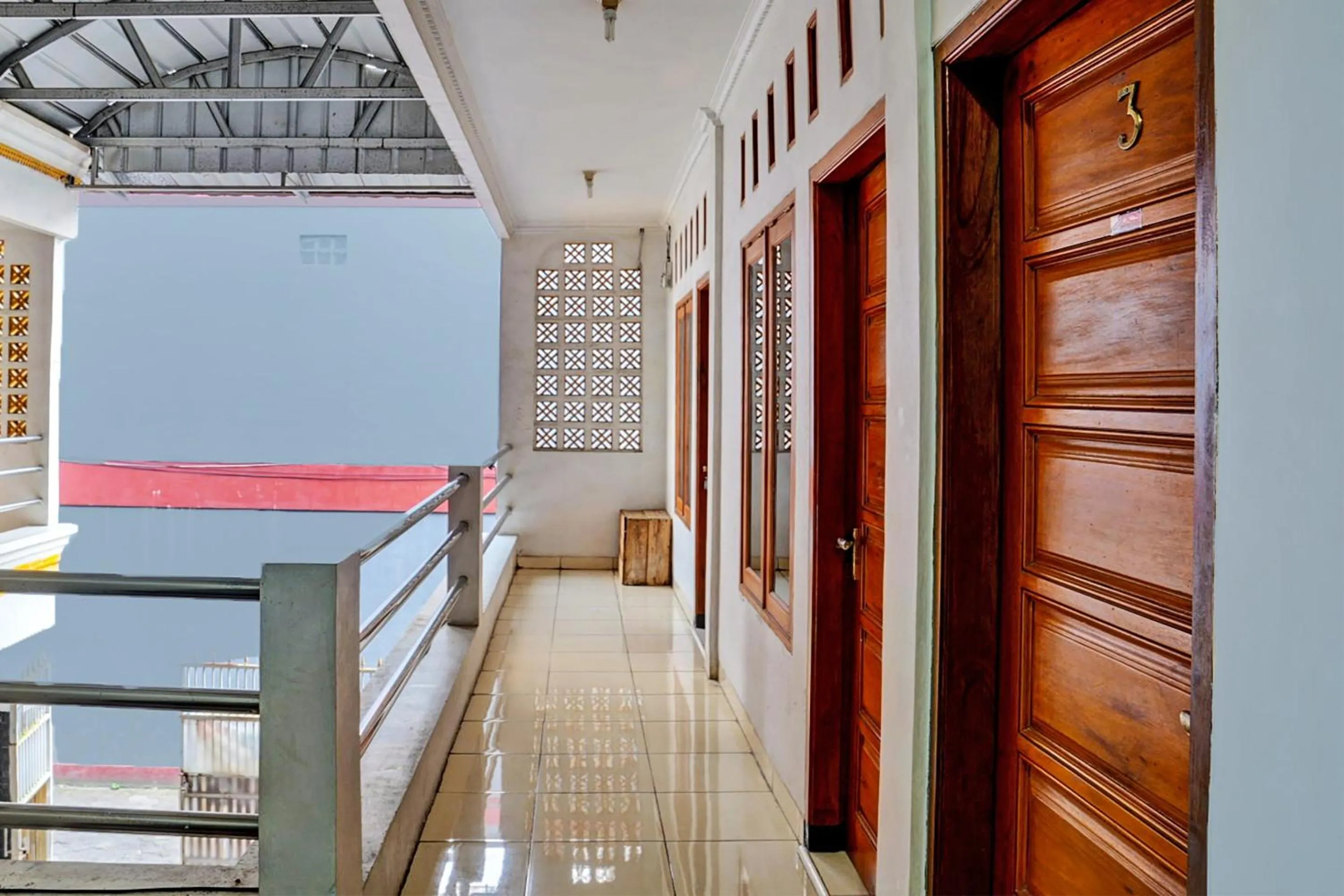 Lobby or reception in Hotel O Penginapan Hj Lilis Syariah