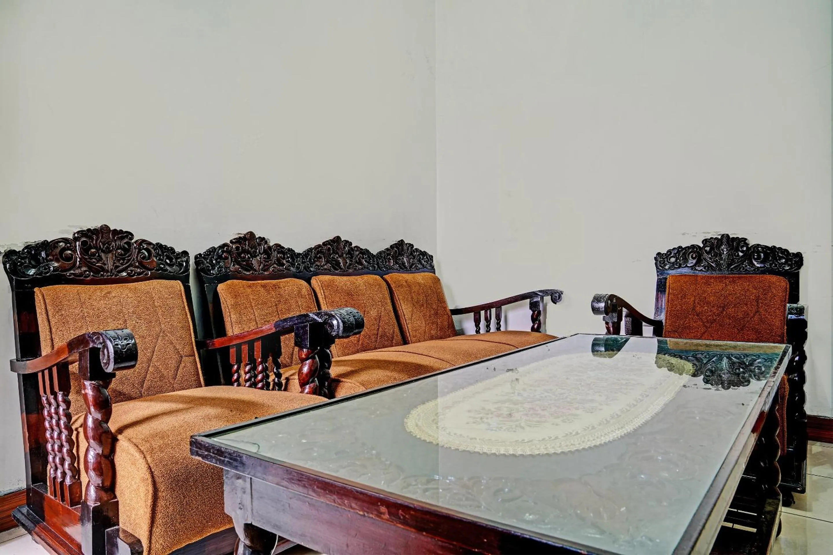 Lobby or reception in Hotel O Penginapan Hj Lilis Syariah