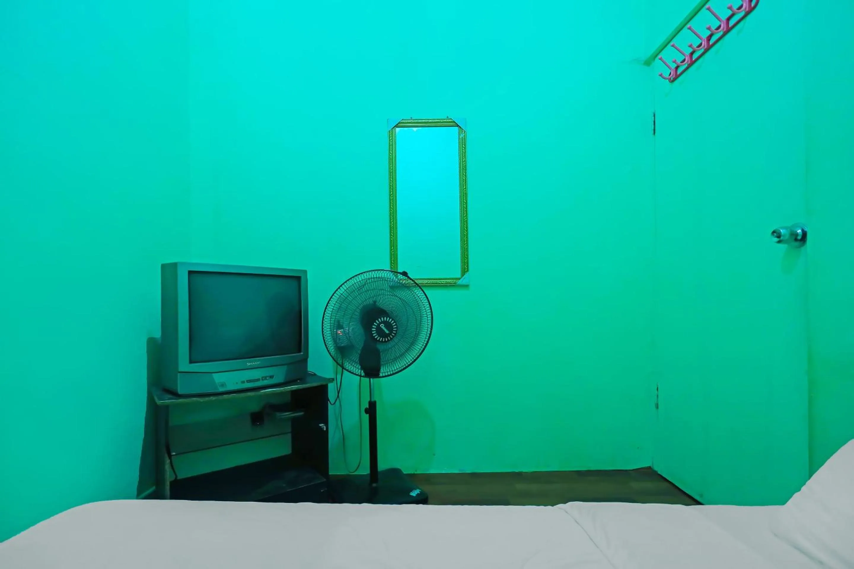 Bedroom in Hotel O Joyoakis Homestay SyariahNearMall Nagoya Hill