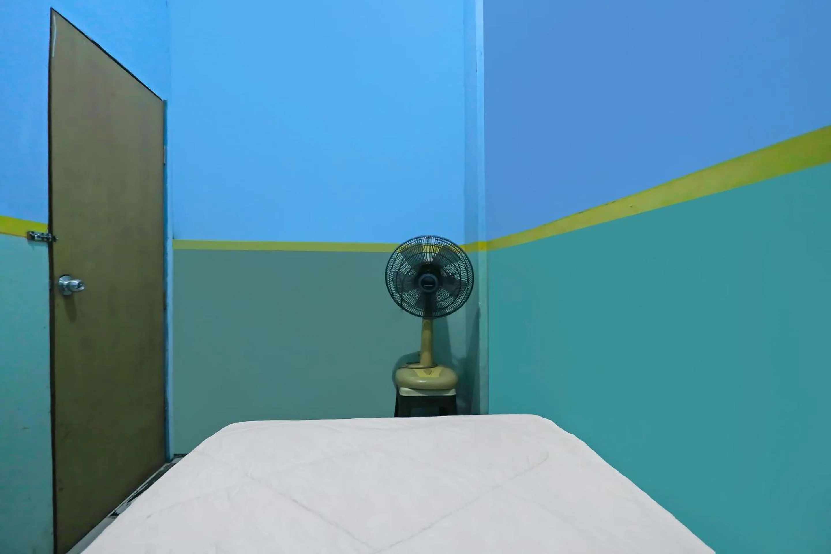 Bedroom, Bed in Hotel O Joyoakis Homestay SyariahNearMall Nagoya Hill