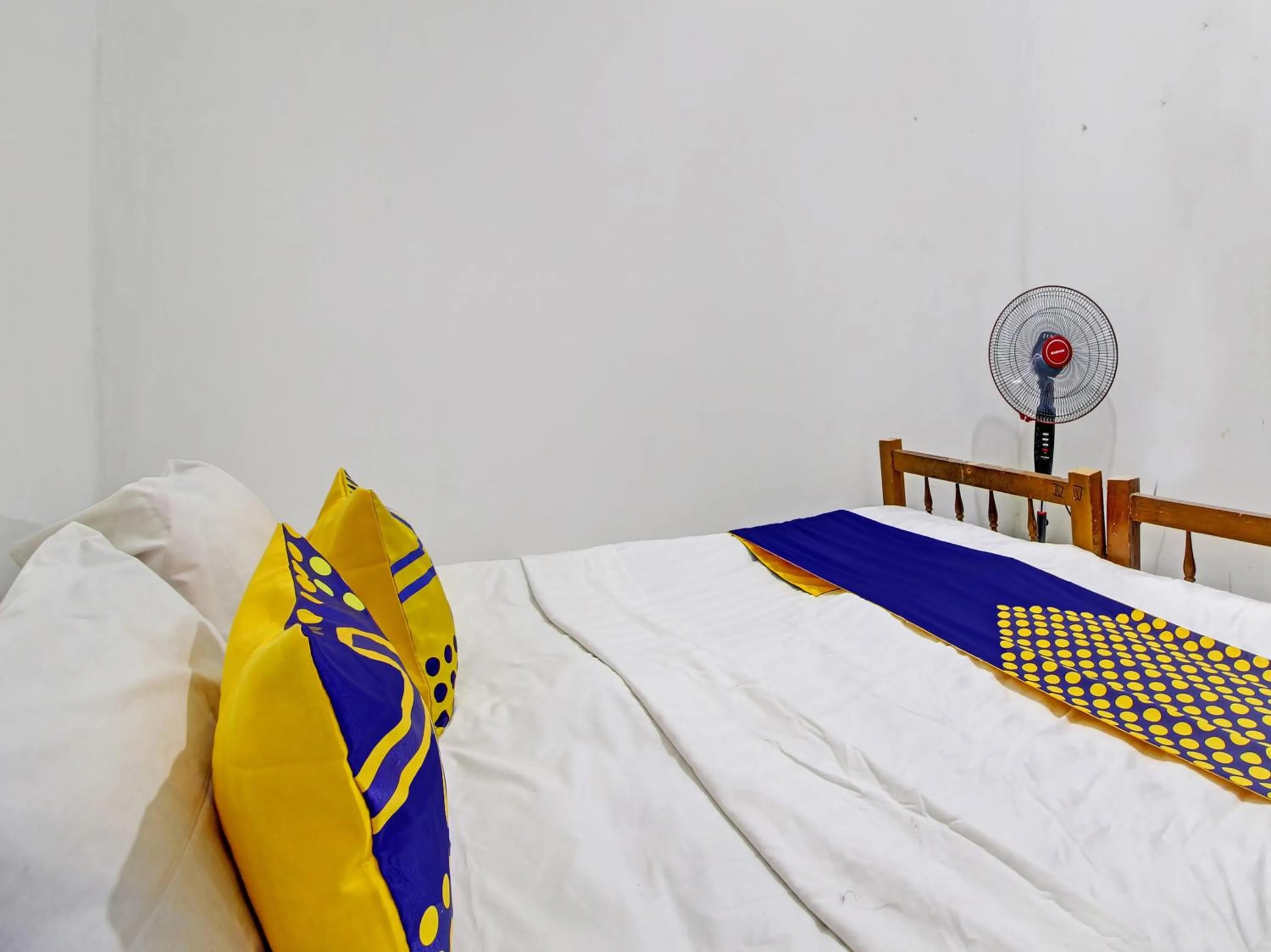 Bedroom, Bed in Hotel O Luqman Kostel Syariah