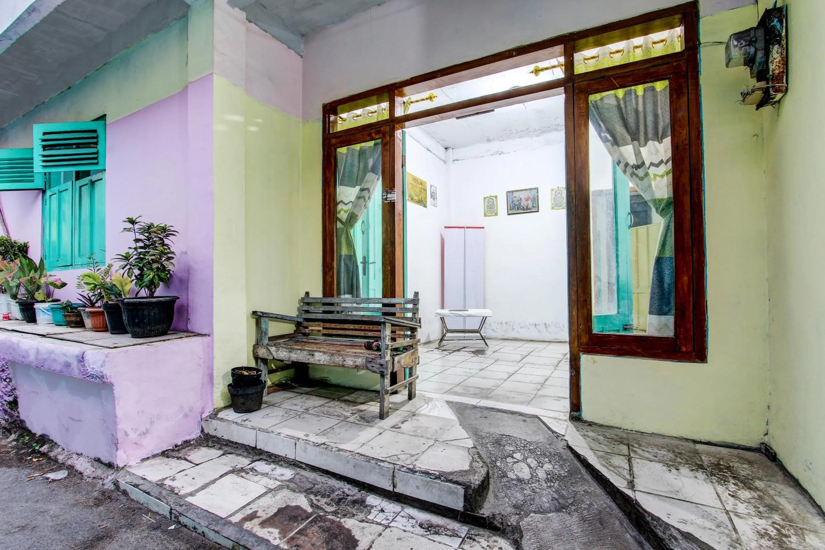 Lobby or reception in Hotel O Karomah Kostel Syariah