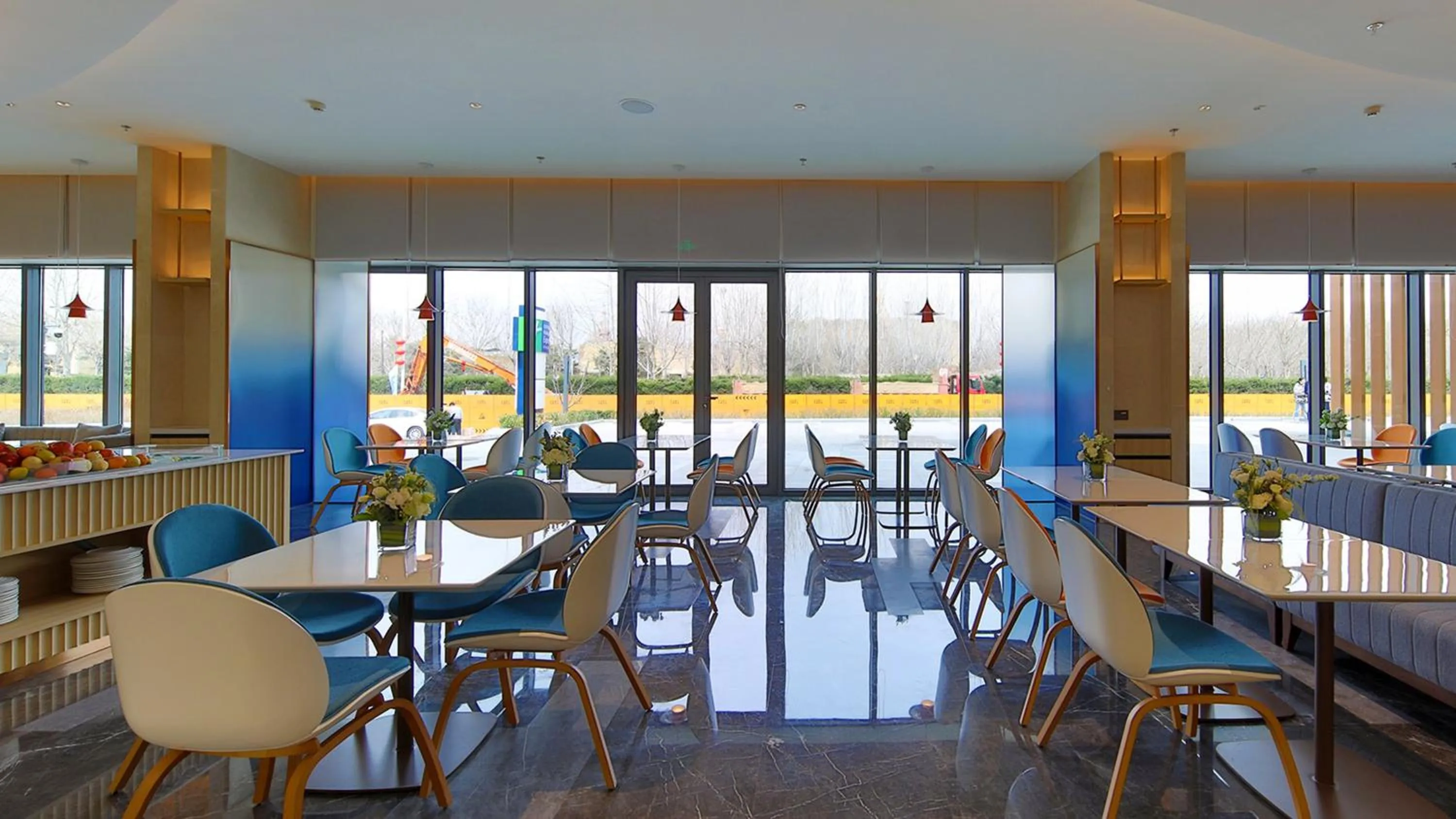 Restaurant/places to eat in Holiday Inn Express Dalian Golden Pebble Beach by IHG