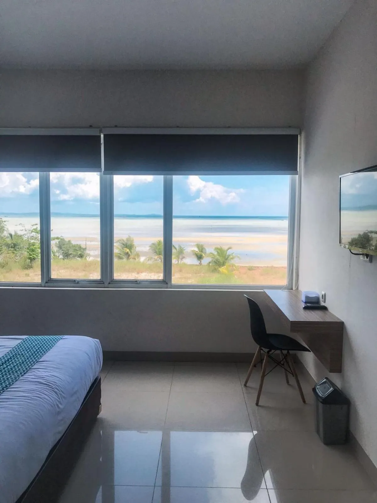 Natural landscape, Bed in The Holiday Guest House