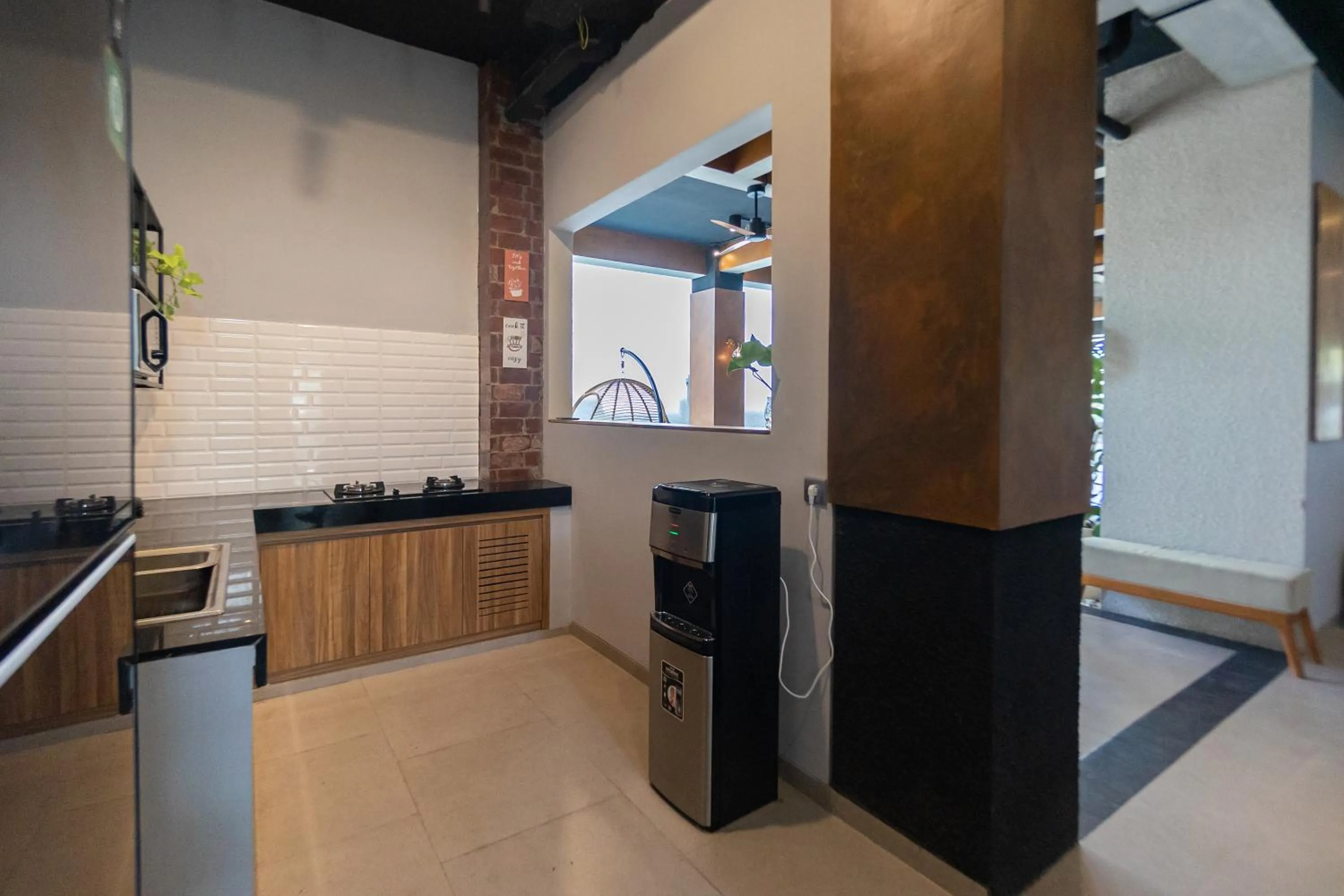 Kitchen or kitchenette in Sarang Comfort