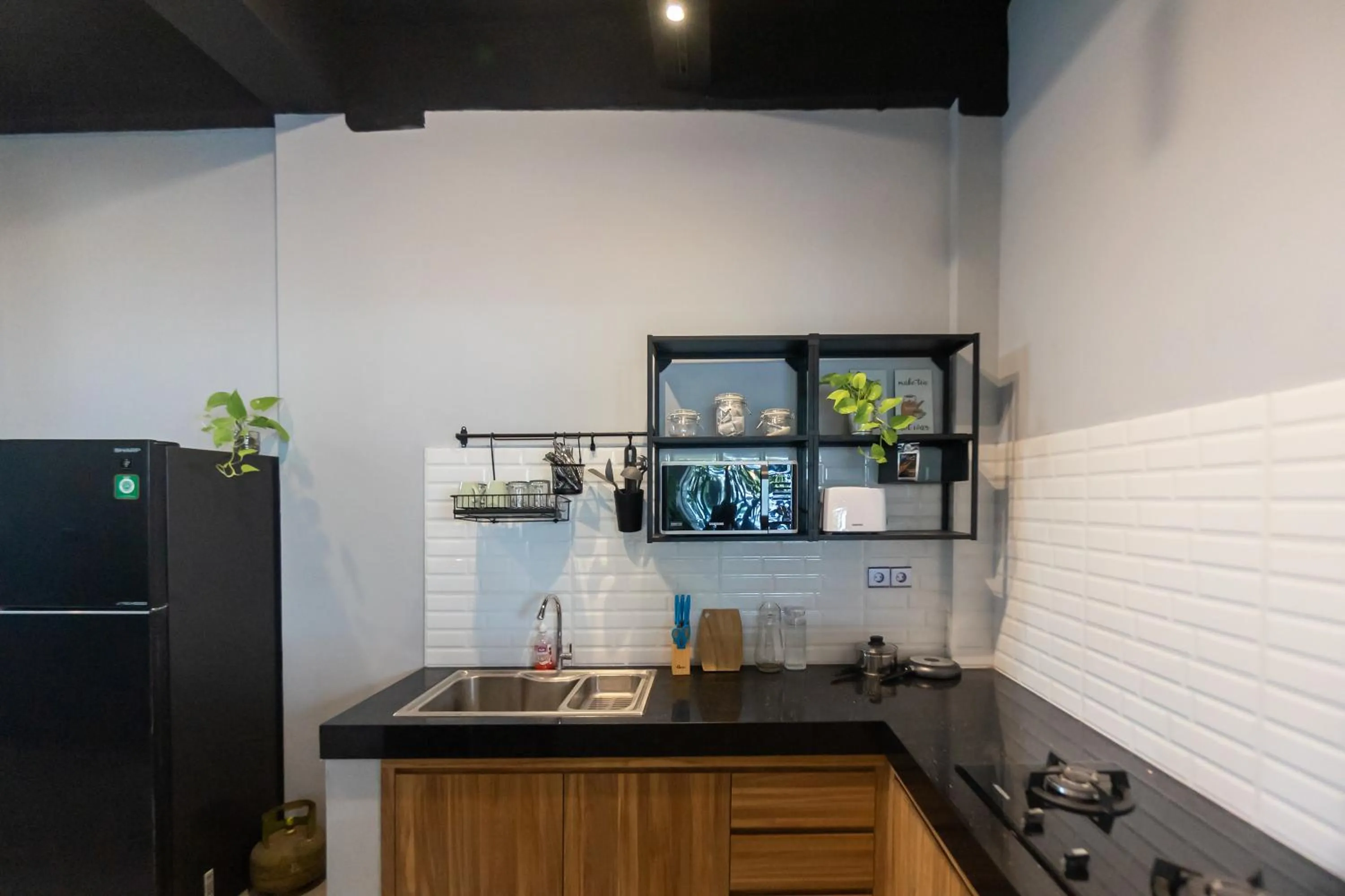 Kitchen or kitchenette in Sarang Comfort