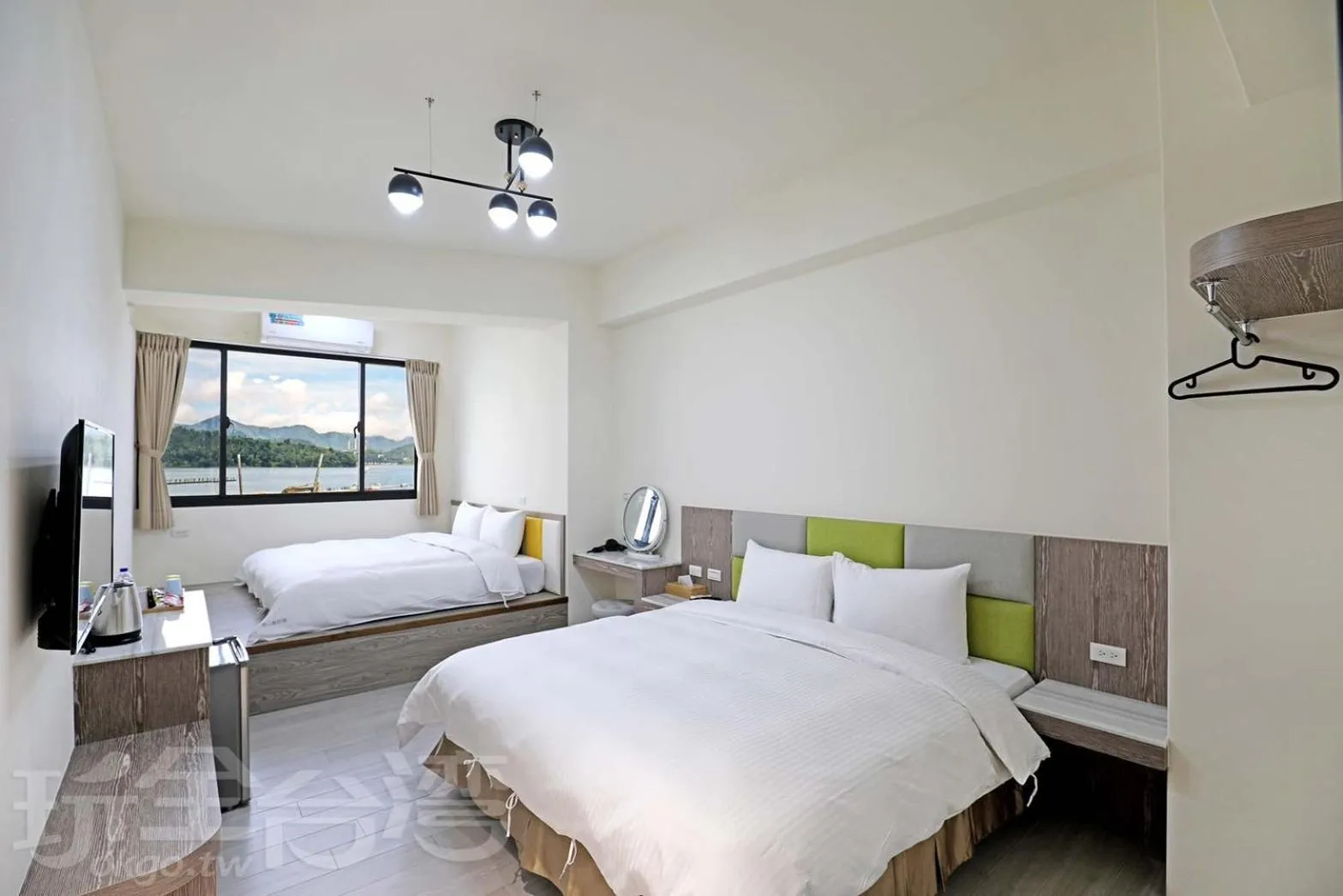 Bed in Happy Dragon Homestay