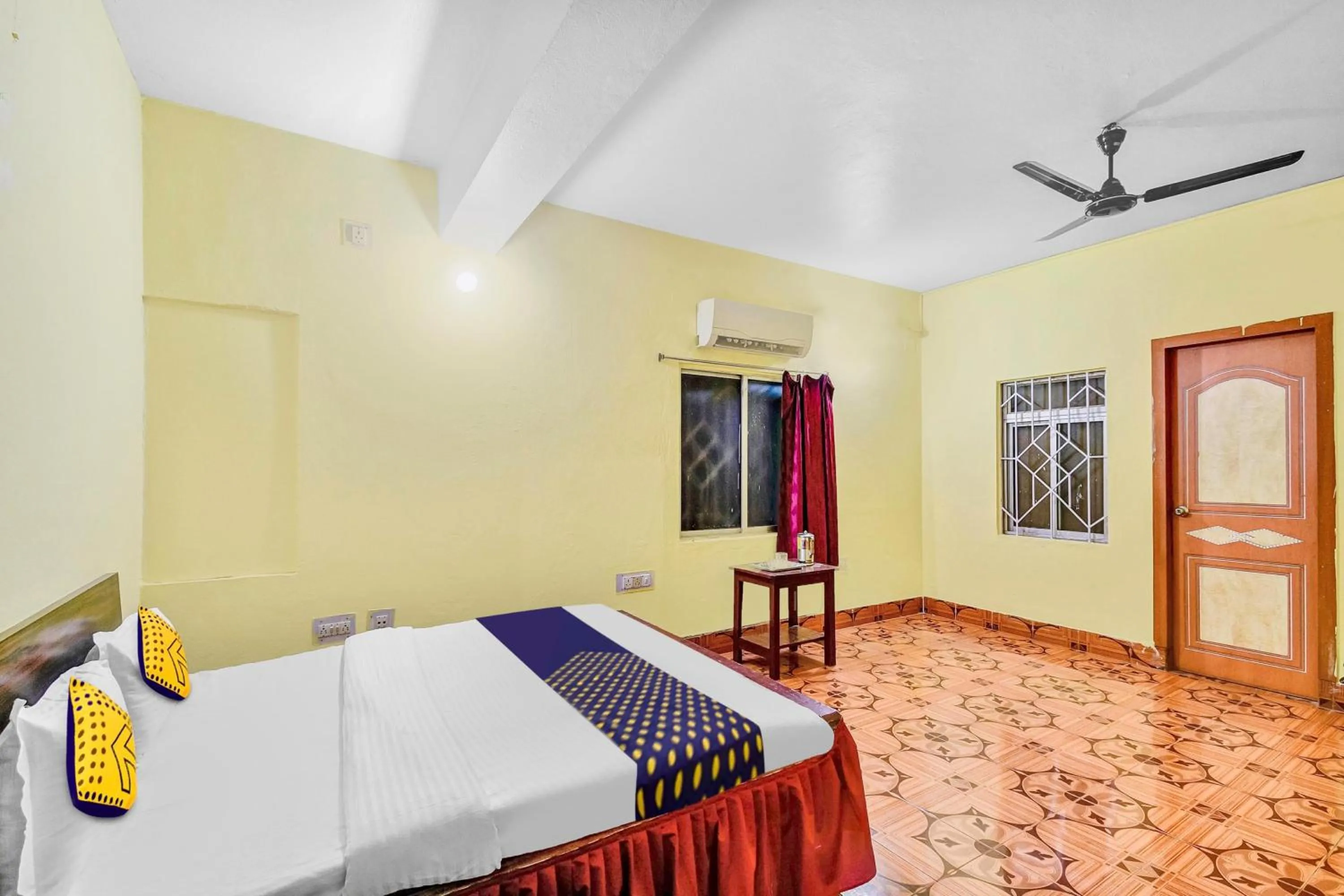 Bedroom in SPOT ON Trishakti Guest House