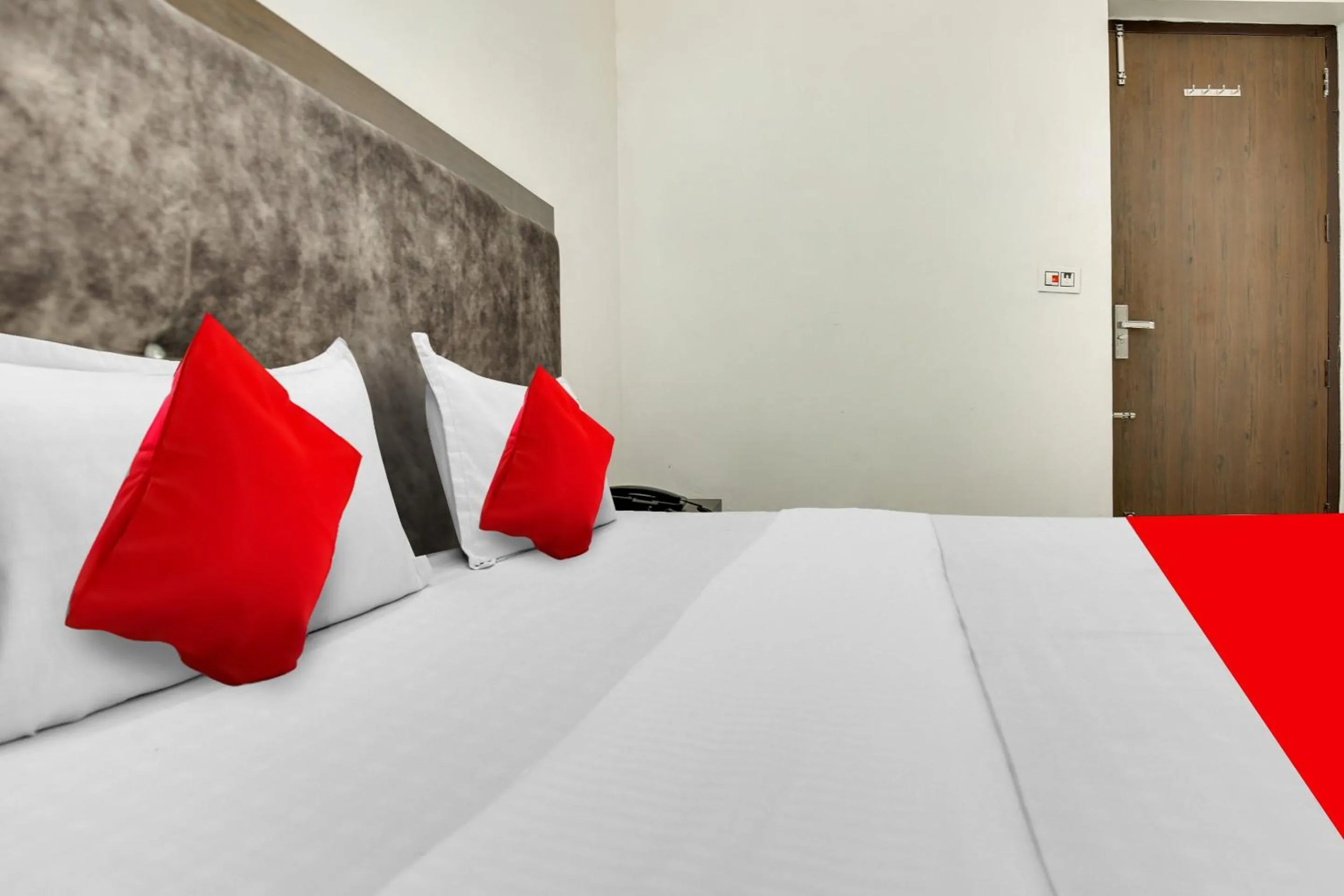 Bedroom in Hotel O King Star Residency