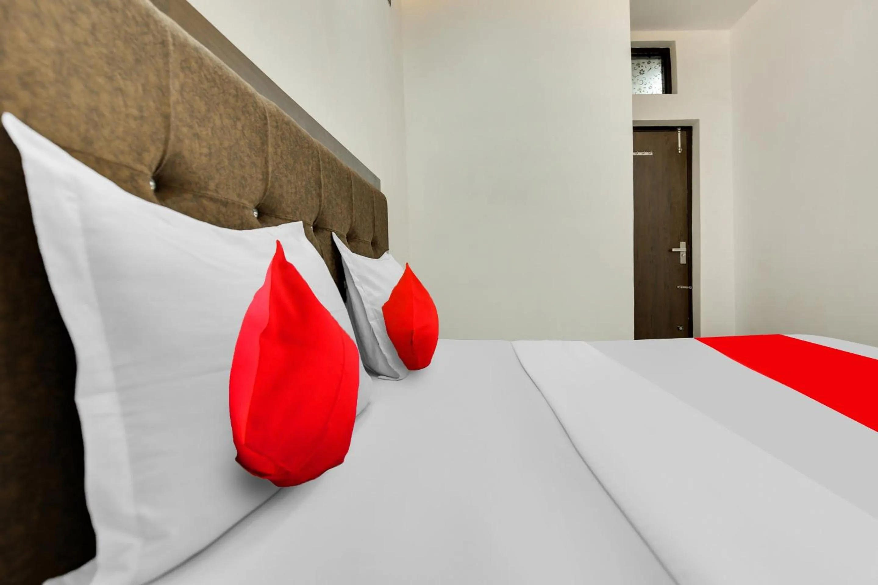 Bedroom in Hotel O King Star Residency