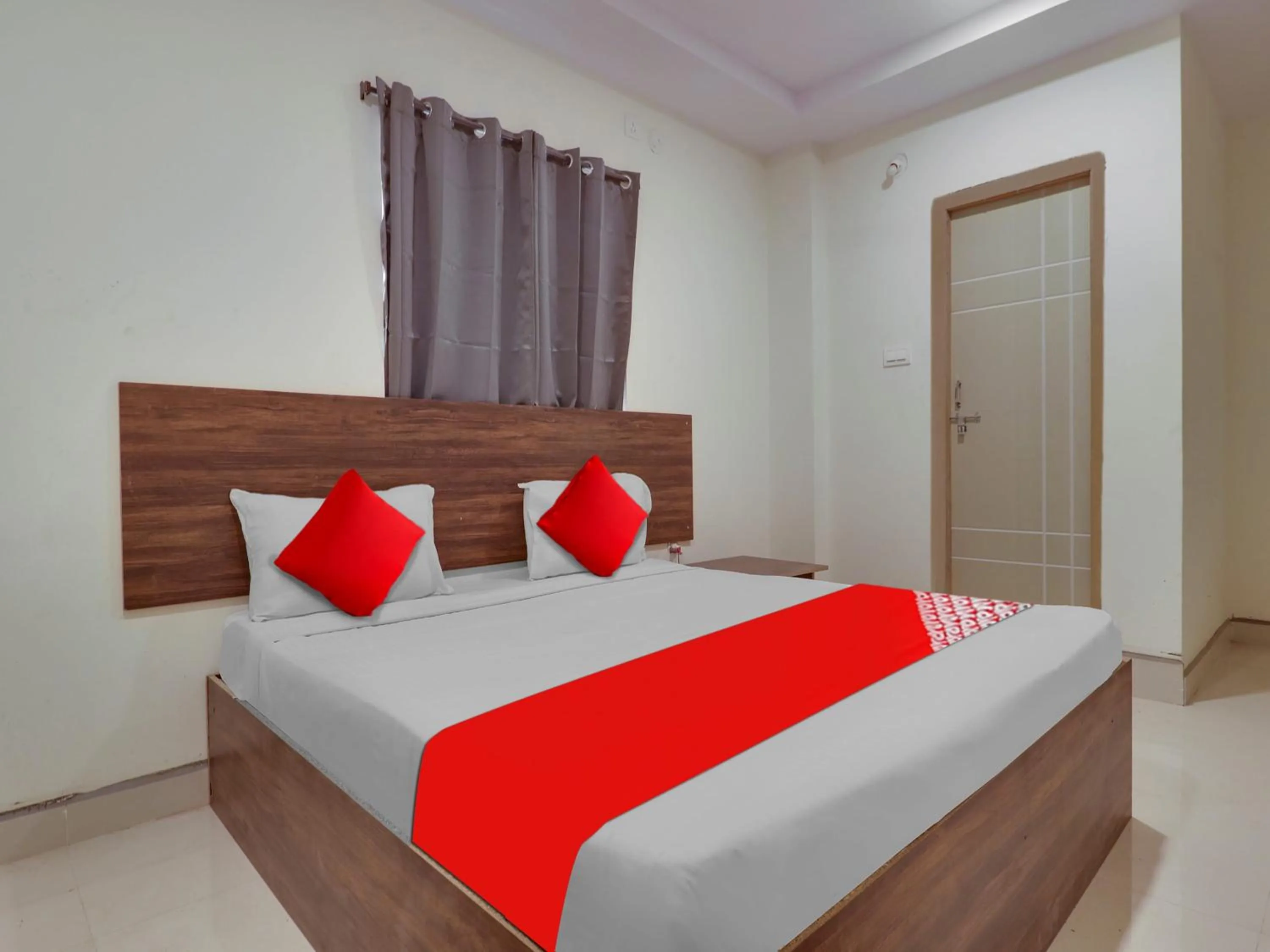 Bedroom, Bed in Hotel O R Square Uppal