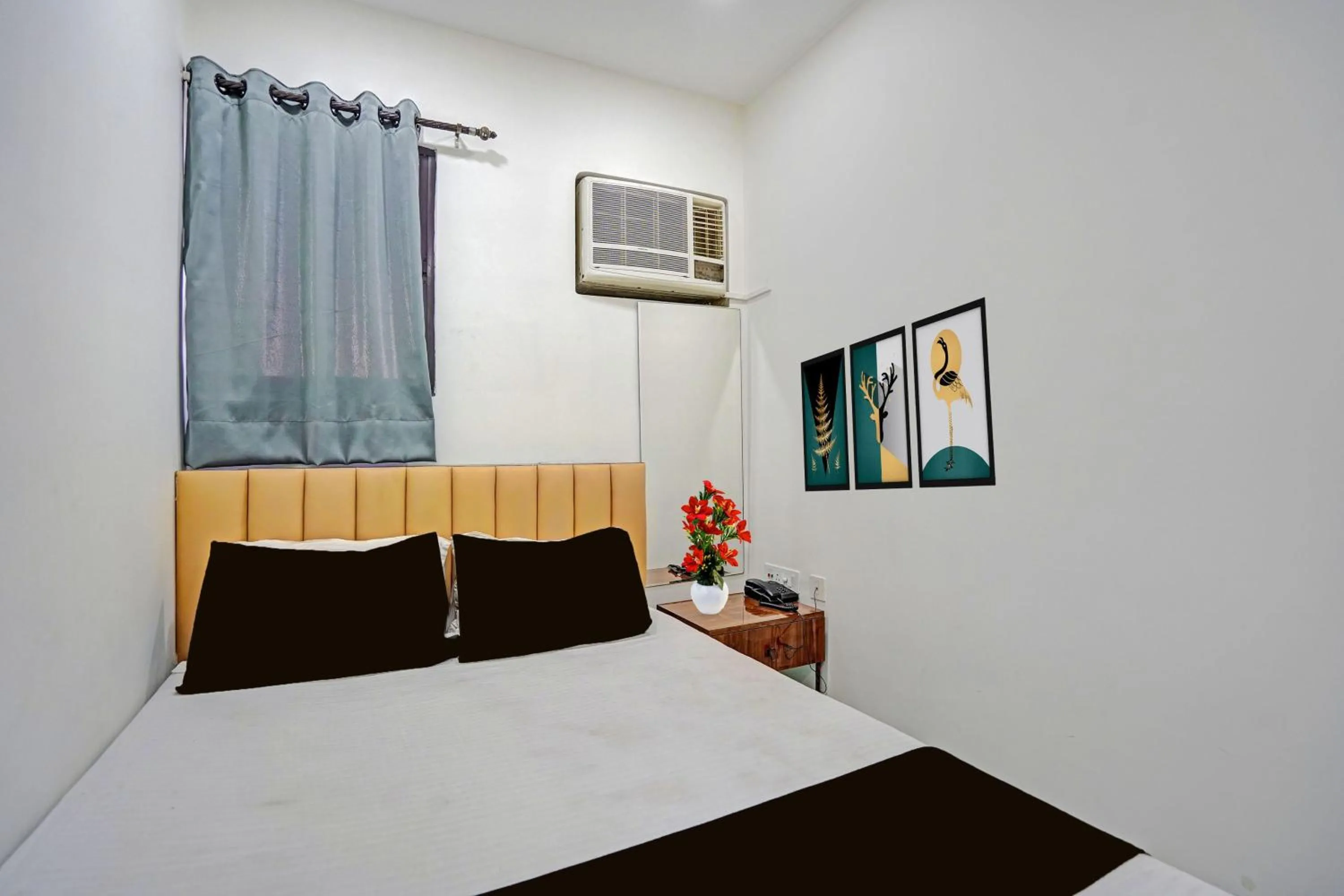 Bedroom, Bed in Collection O Dalhousie Square Kolkata Formerly G.N Palace