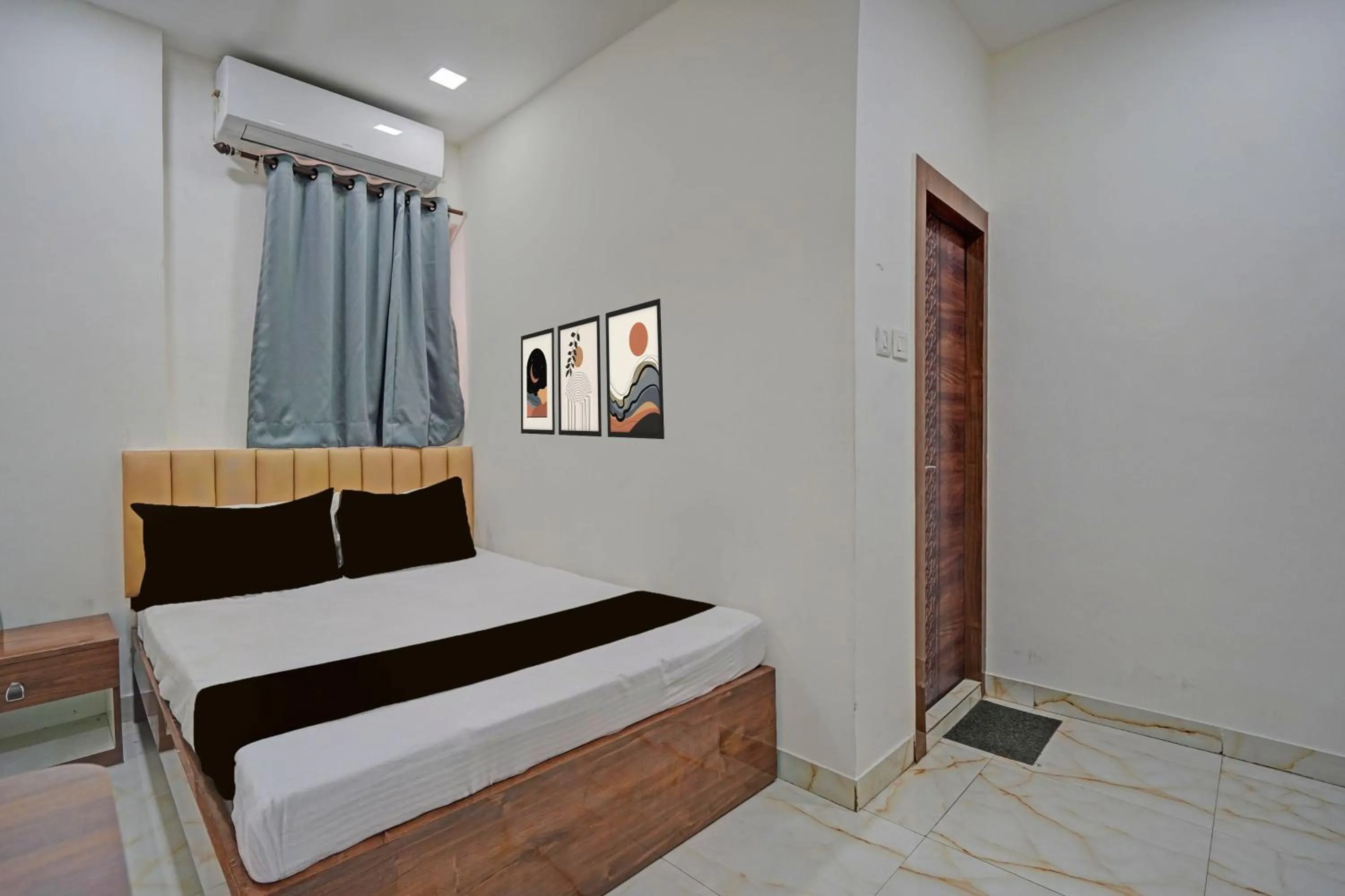 Bedroom, Bed in Collection O Dalhousie Square Kolkata Formerly G.N Palace