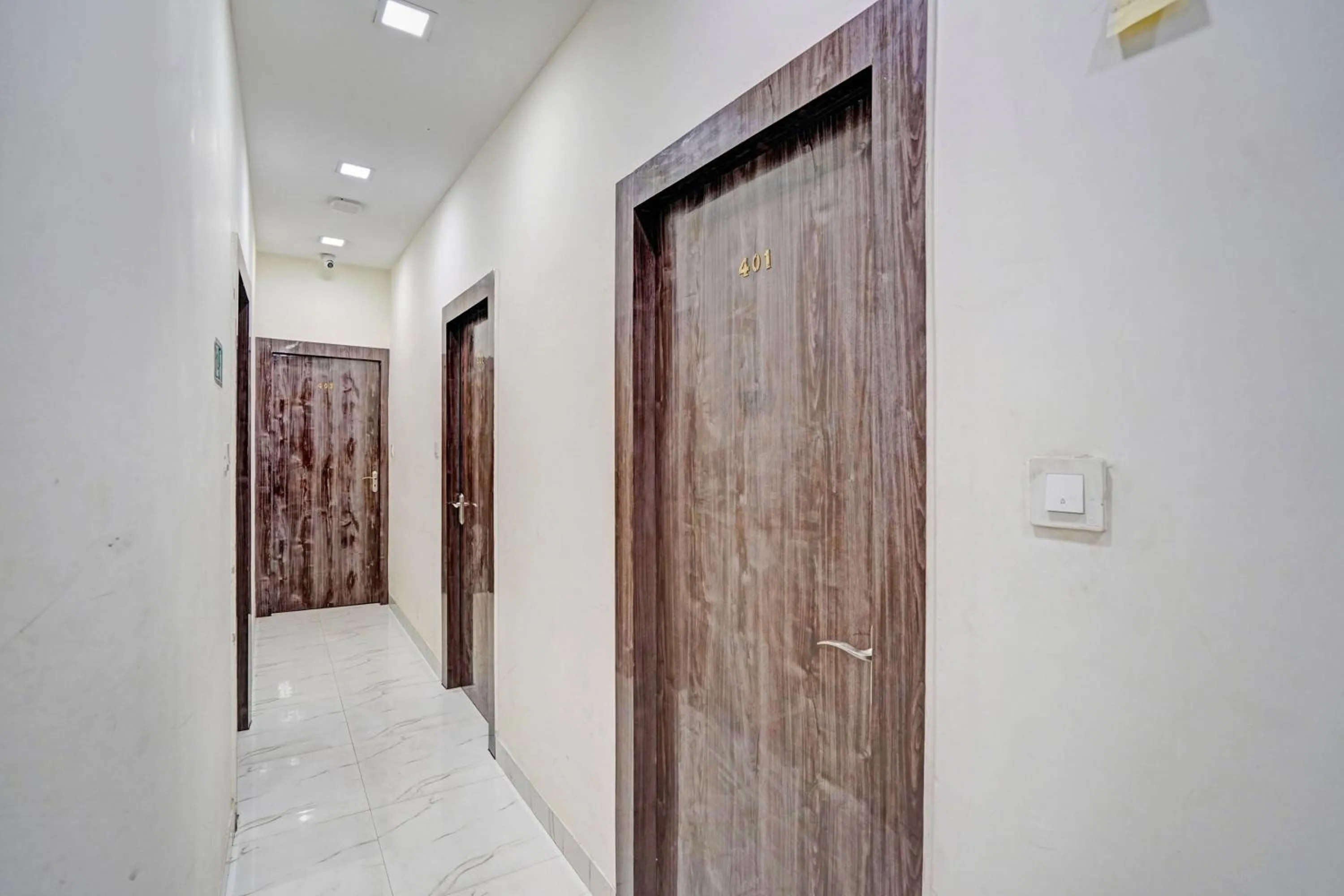 Lobby or reception in Collection O Dalhousie Square Kolkata Formerly G.N Palace