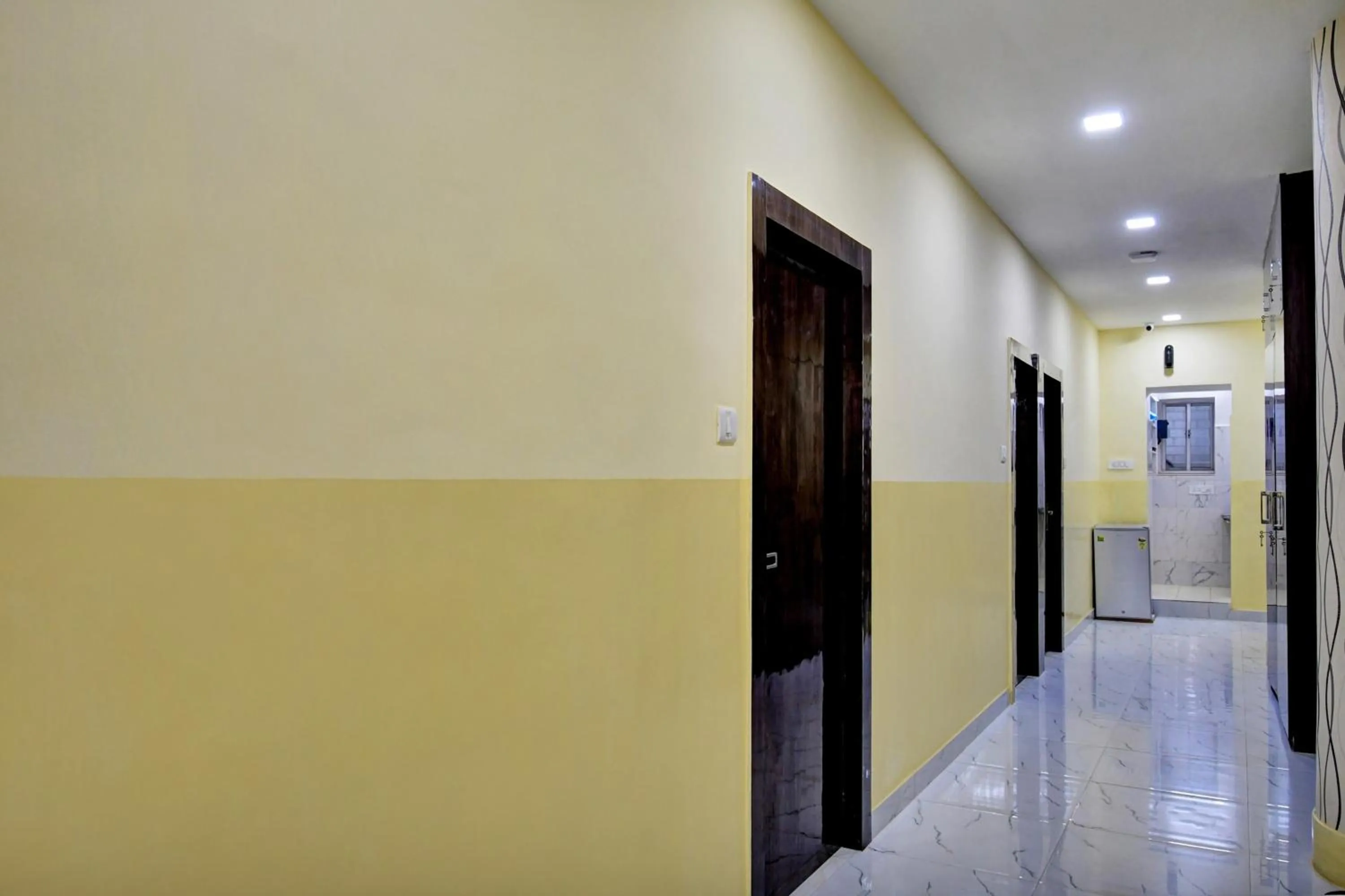 Lobby or reception in Collection O Dalhousie Square Kolkata Formerly G.N Palace