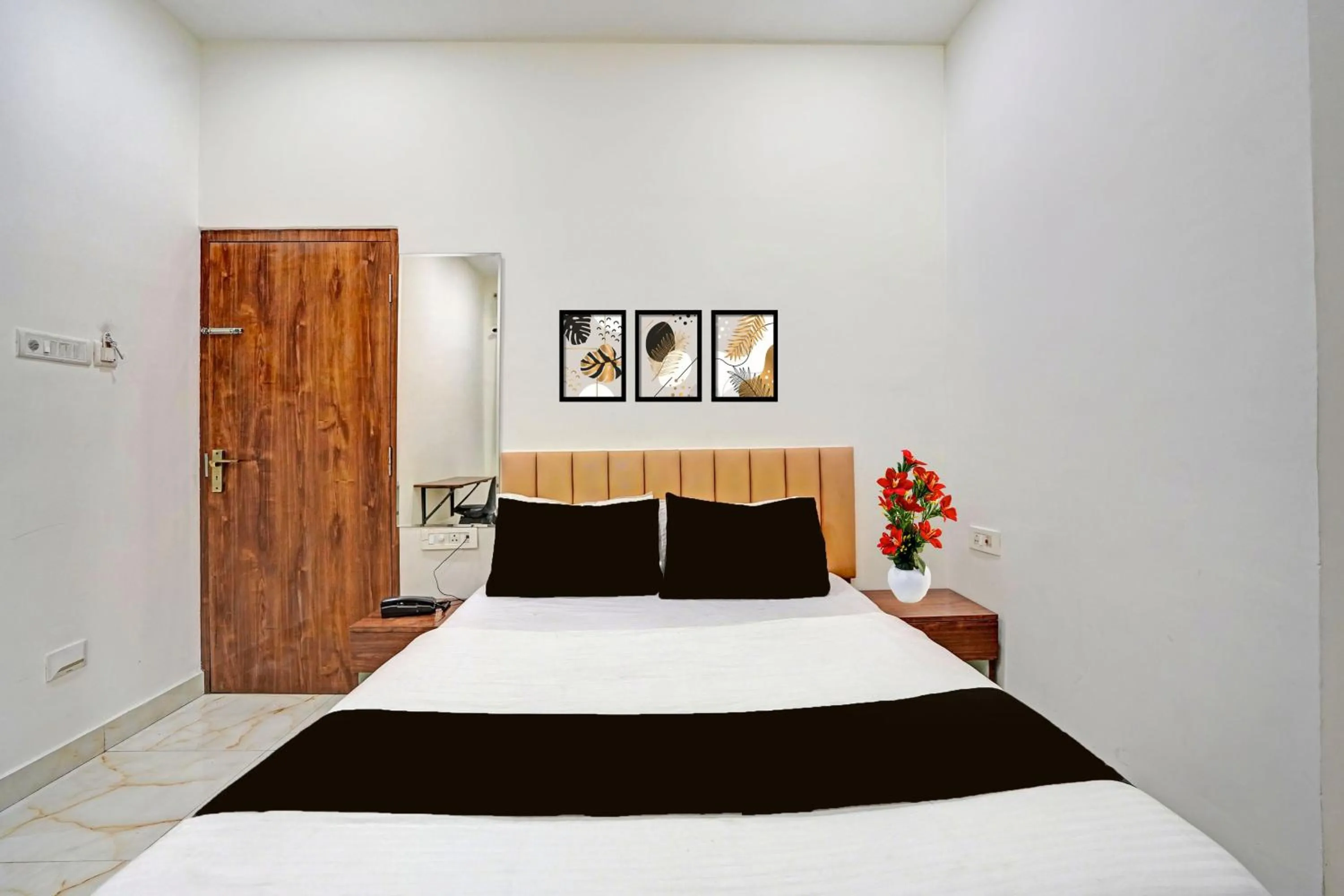 Bedroom, Bed in Collection O Dalhousie Square Kolkata Formerly G.N Palace