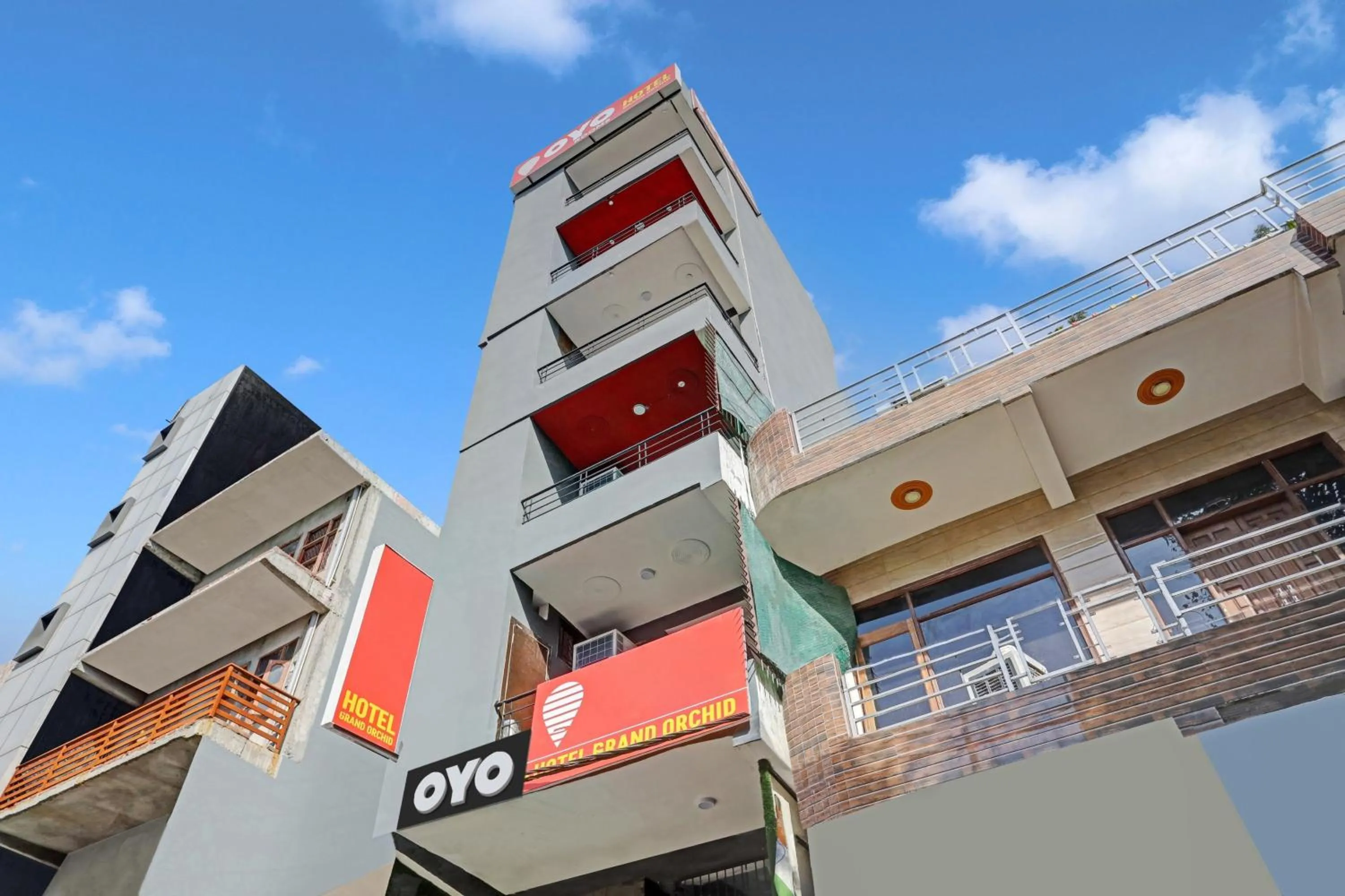 Facade/entrance in Hotel O JAI SHREE HOTEL