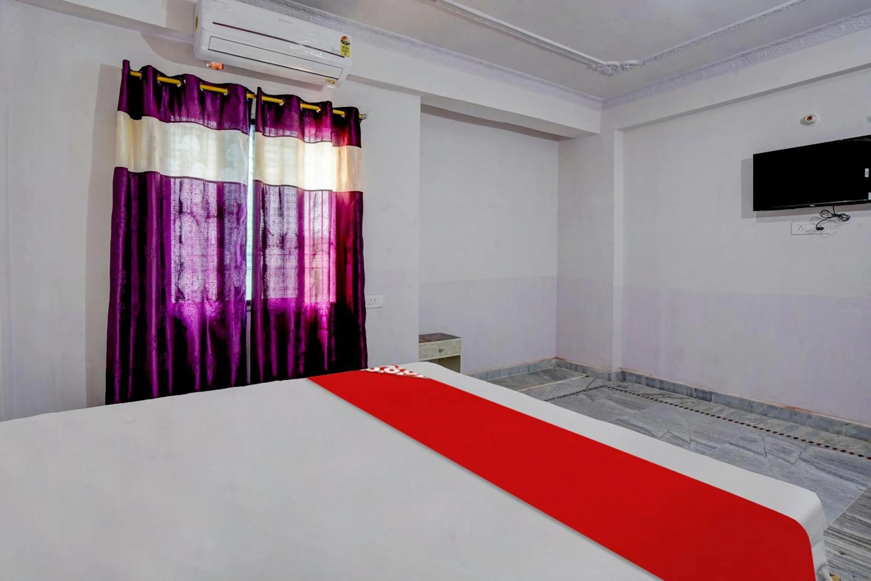 Bedroom, Bed in Hotel O by OYO Shravi