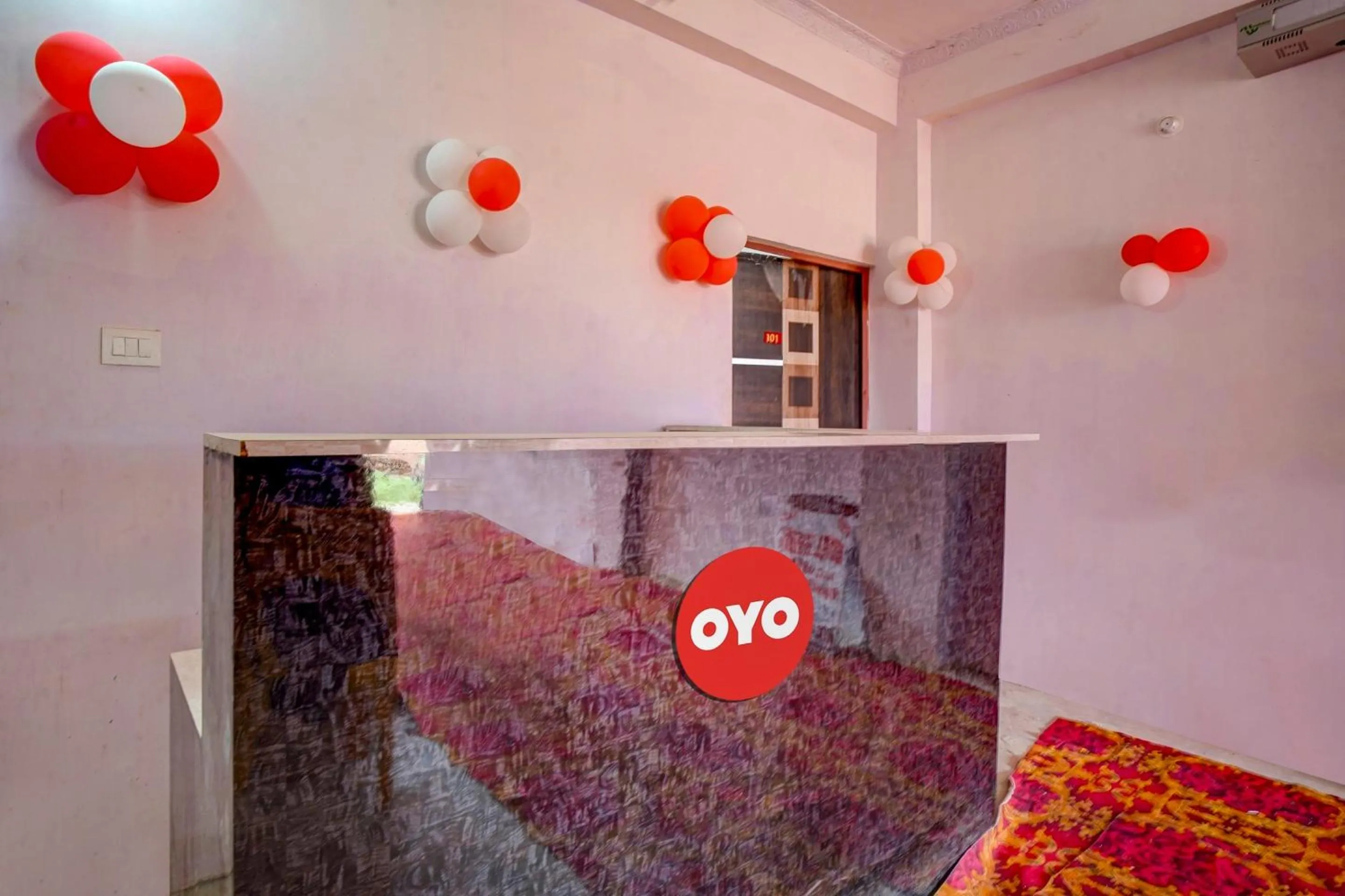 Lobby or reception, Bed in Hotel O by OYO Shravi