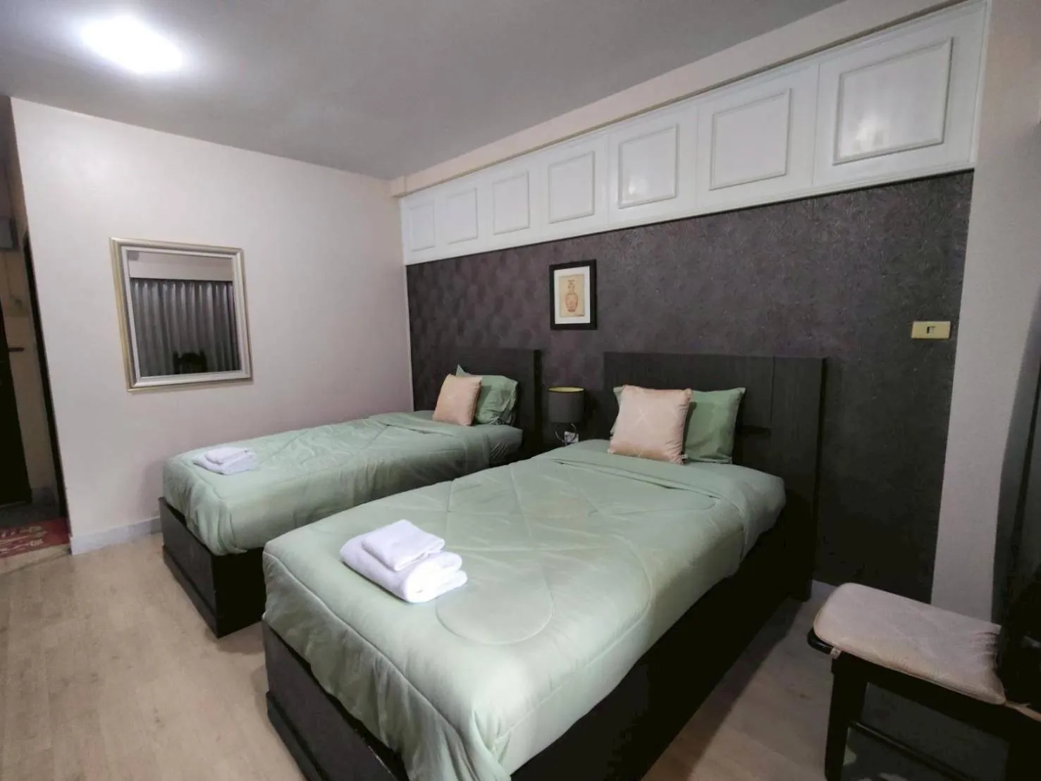 Bed in Metro Residence