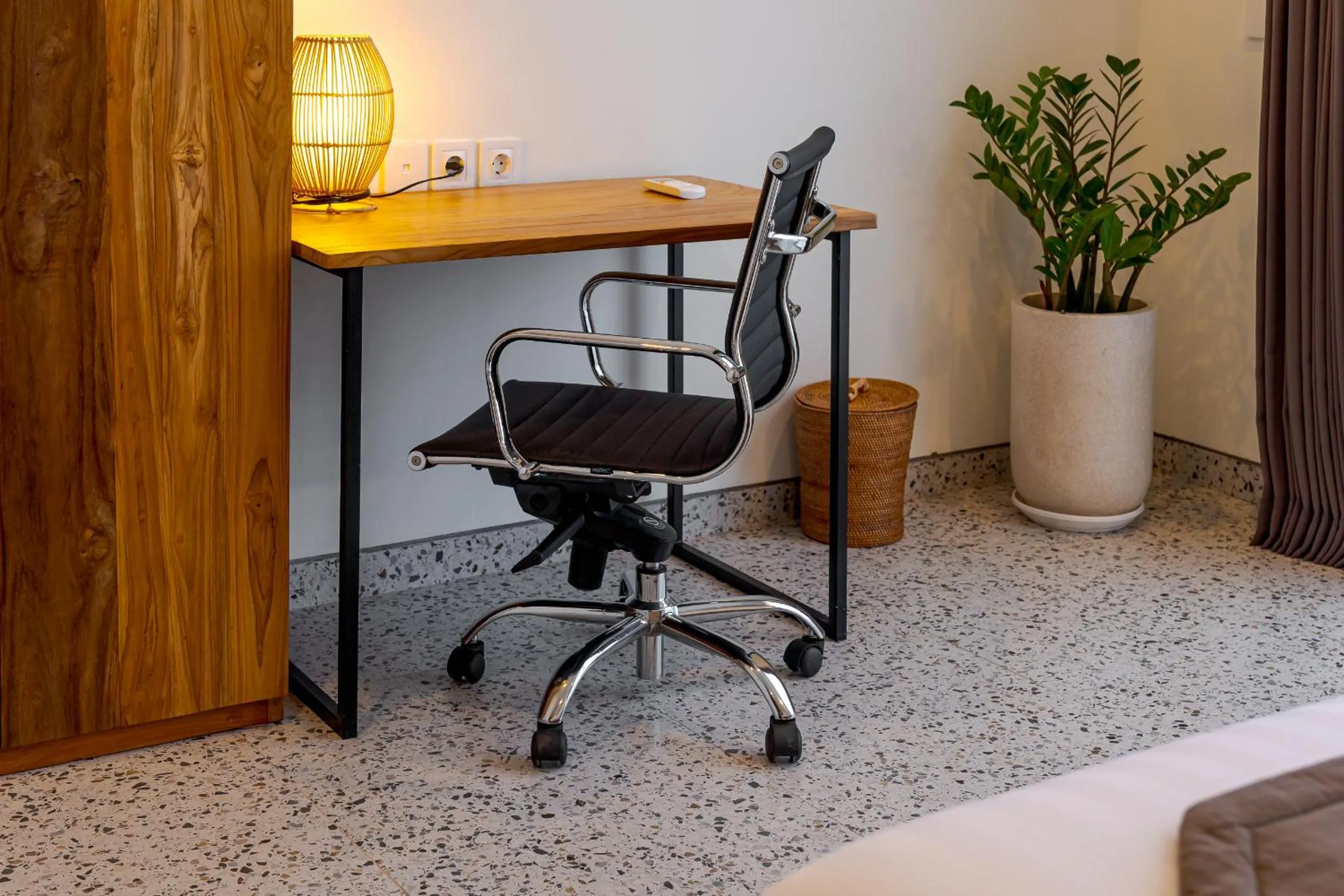 hair dresser in Sunny Village Batu Bolong