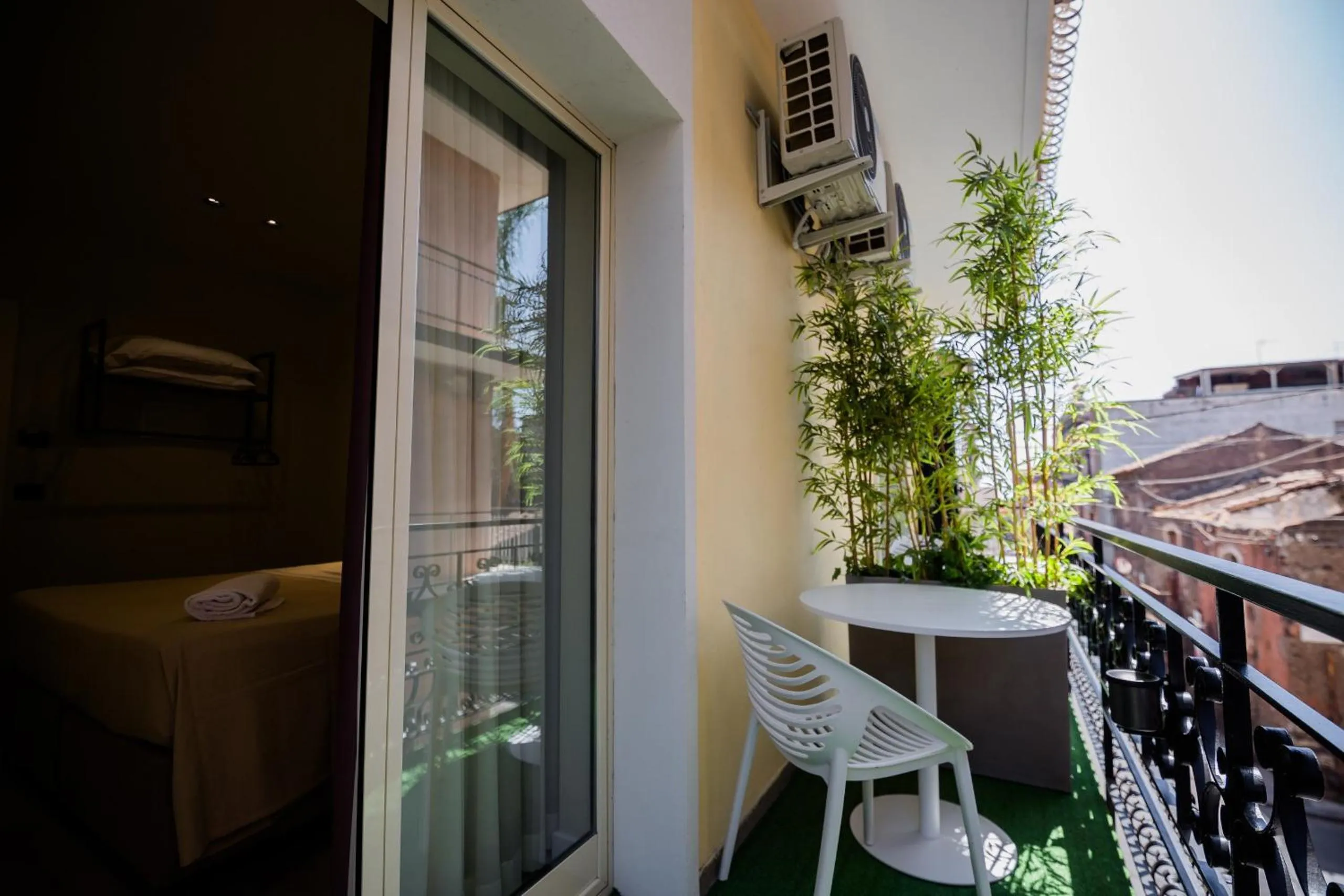 Patio in MAZZINI PALACE