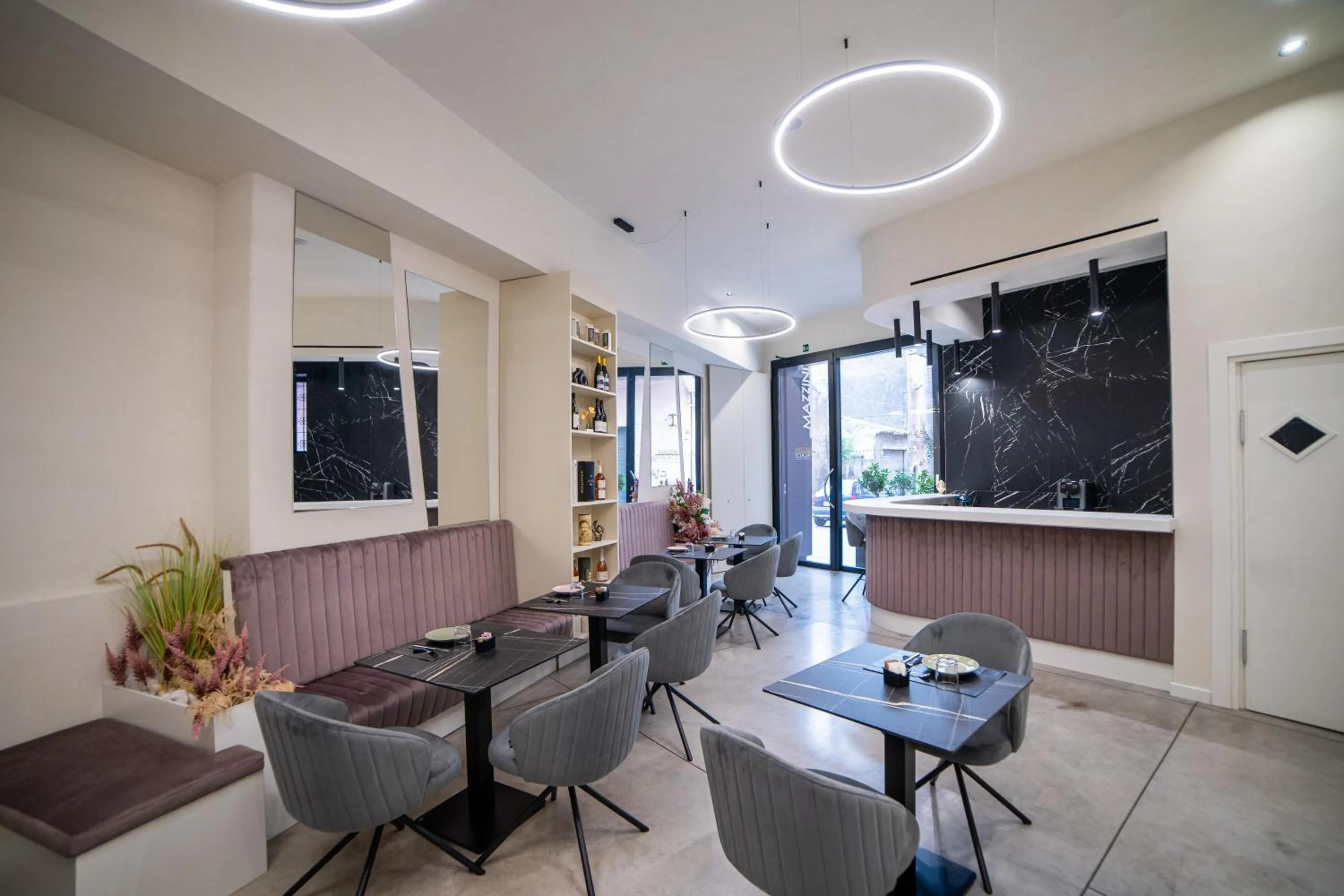 Breakfast in MAZZINI PALACE