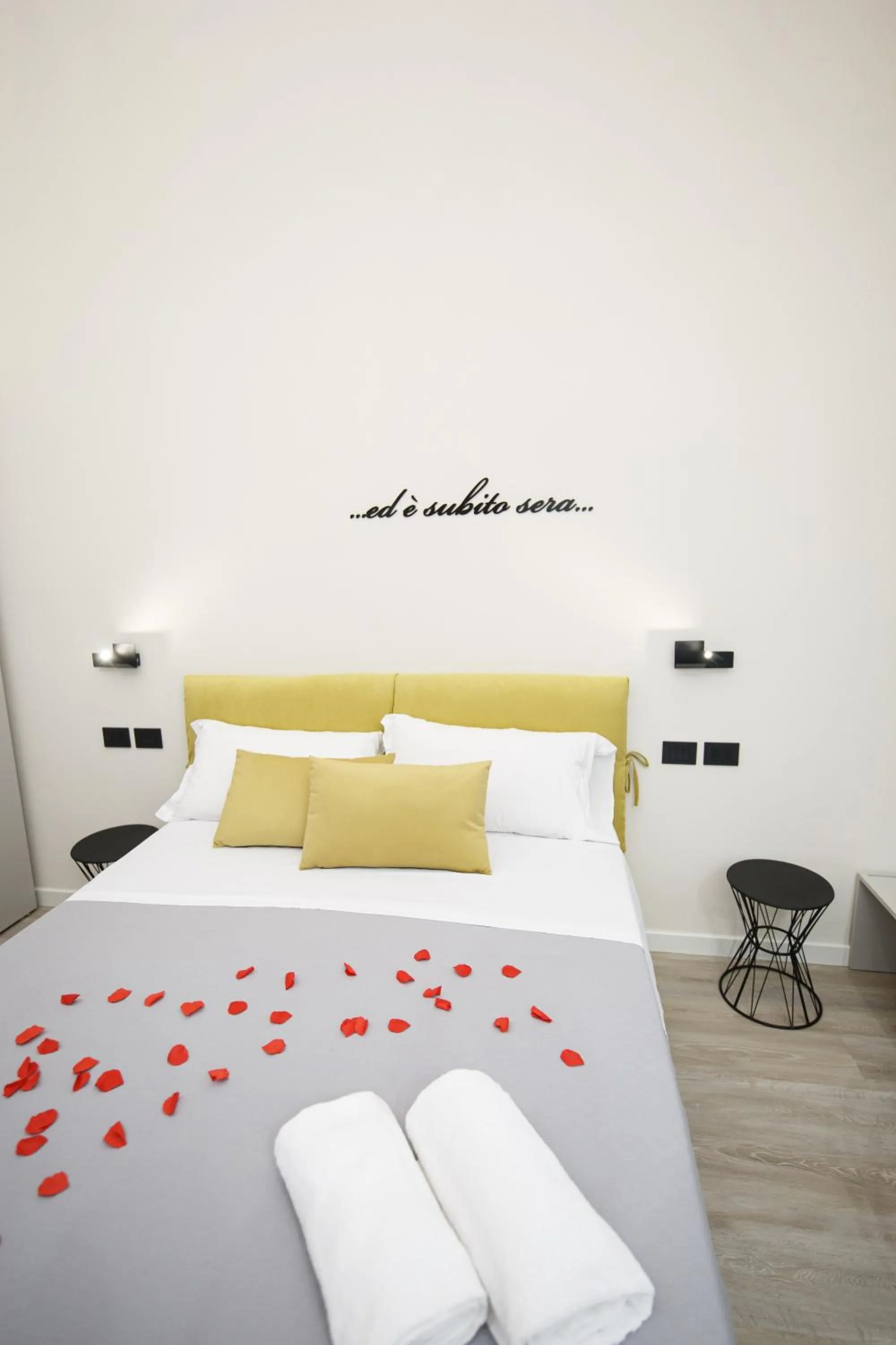 Bed in MAZZINI PALACE