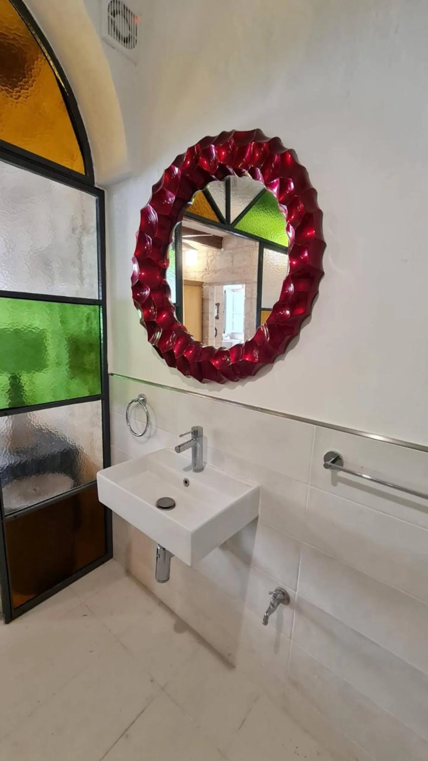 Bathroom in Mulberry Suites