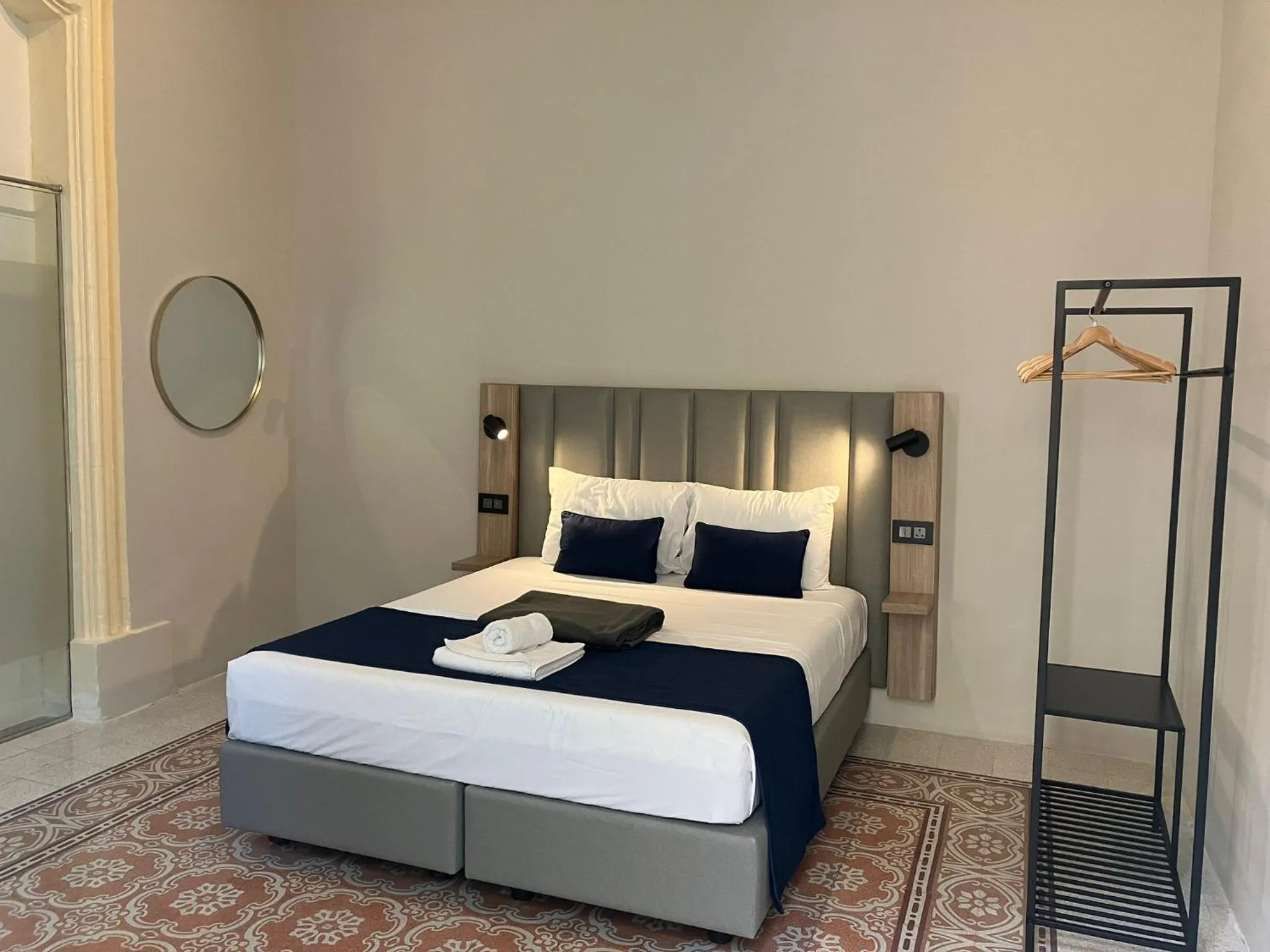 Bedroom, Bed in Mulberry Suites