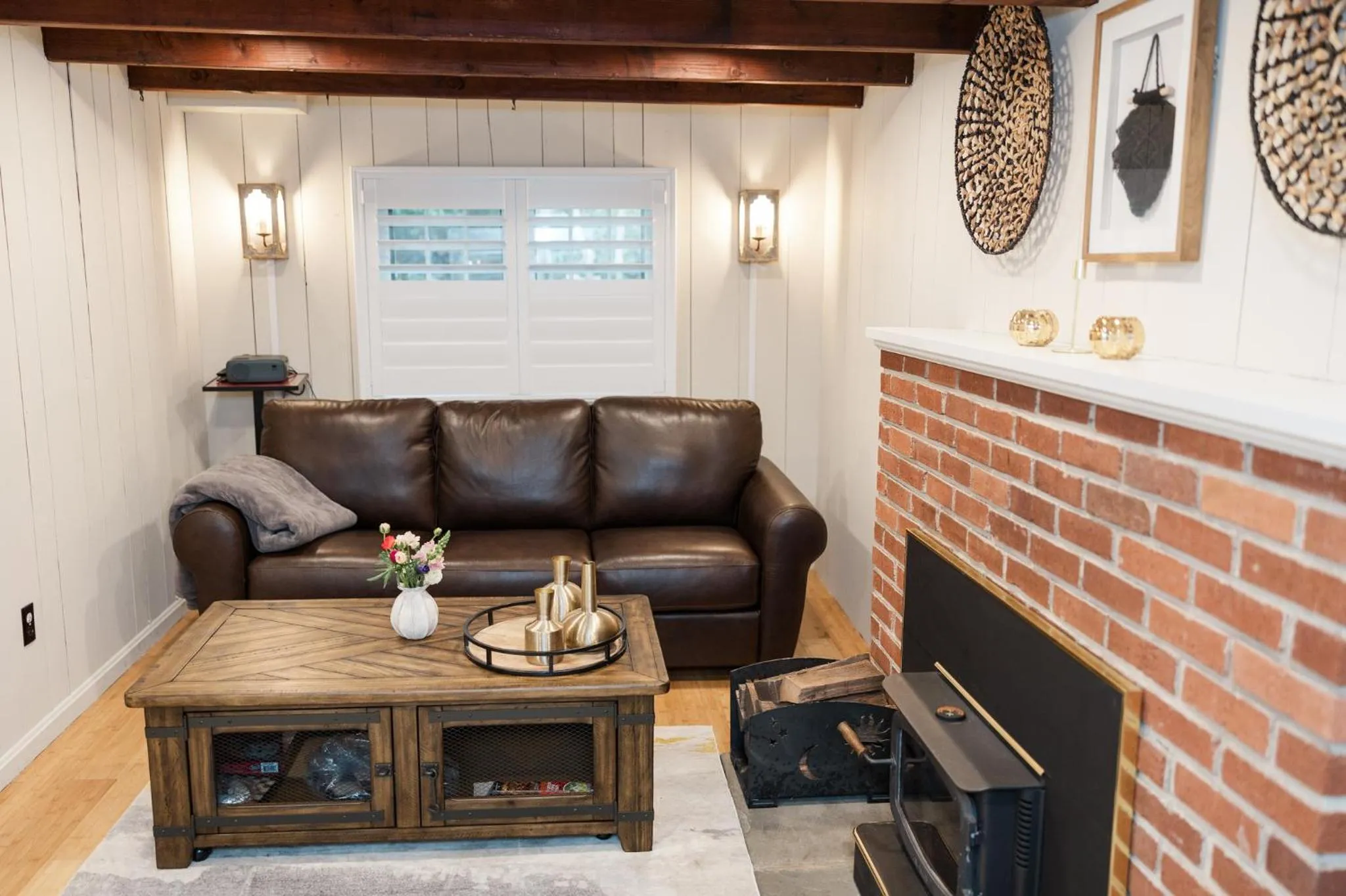 Game Room in Cowry Acres - 11 Acre Enchanted Retreat, Hot Tub