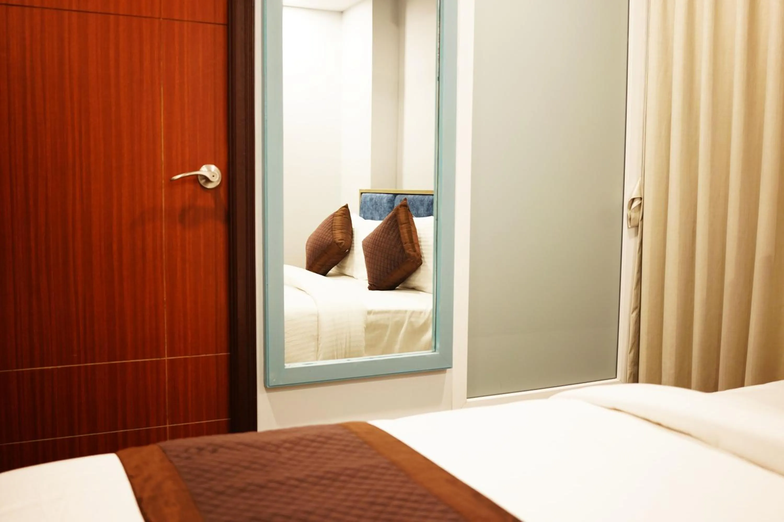 Bed in Dream Hotel - Richmond