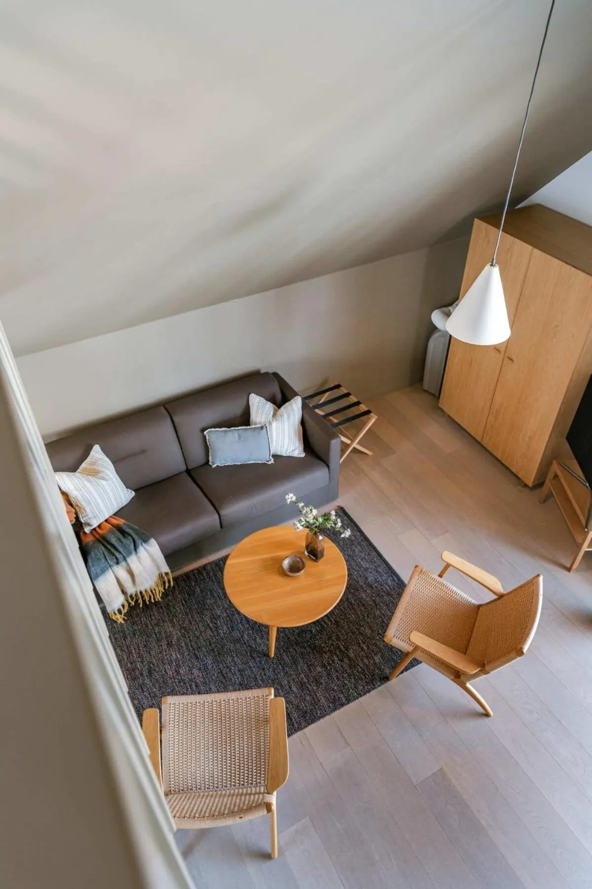 Huswell - Bonrepo Room 104