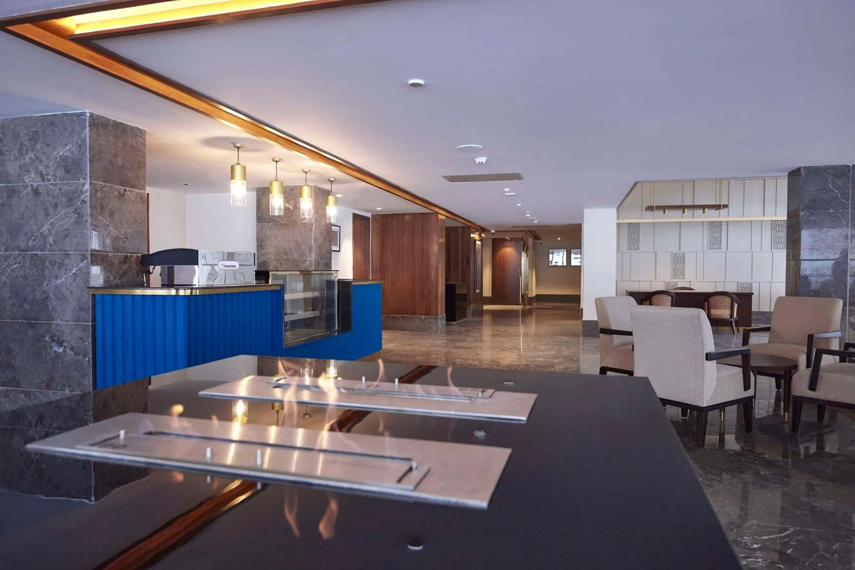 Lobby or reception in Radisson Hotel Sonamarg