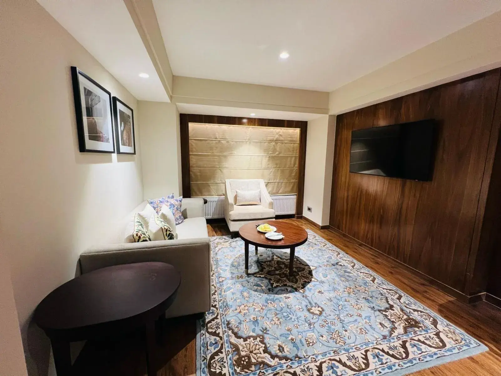 Executive Suite in Radisson Hotel Sonamarg Executive Suite in Radisson Hotel Sonamarg