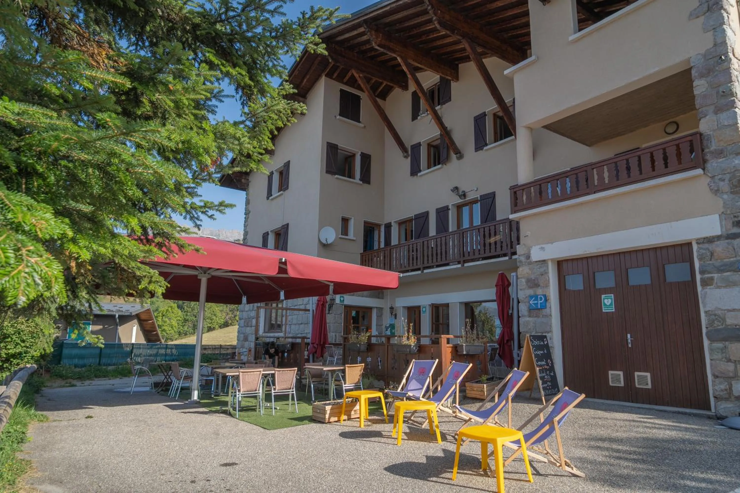 Property building in Auberge Le Valezan