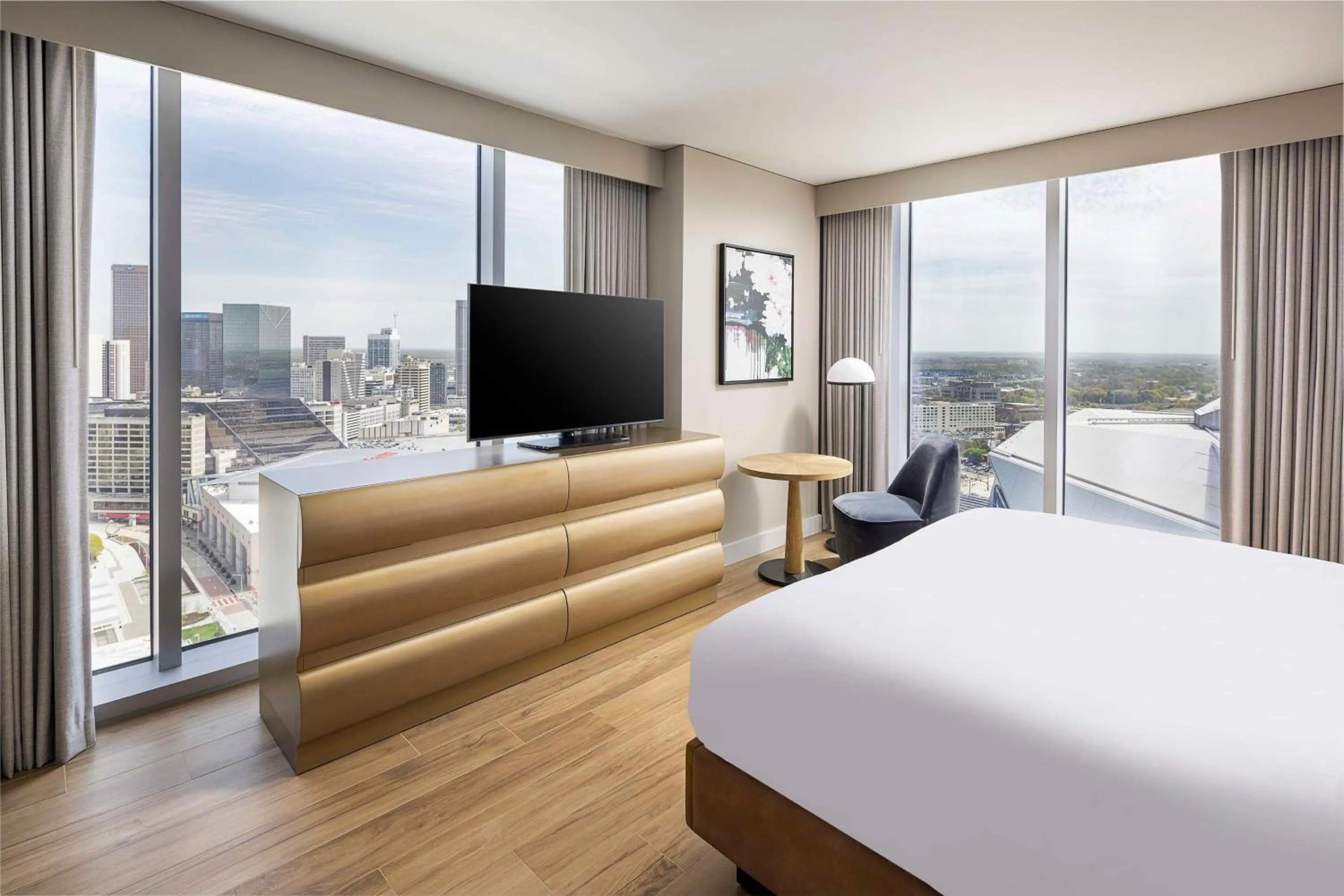 Living room, Bed in Signia By Hilton Atlanta Georgia World Congress Center