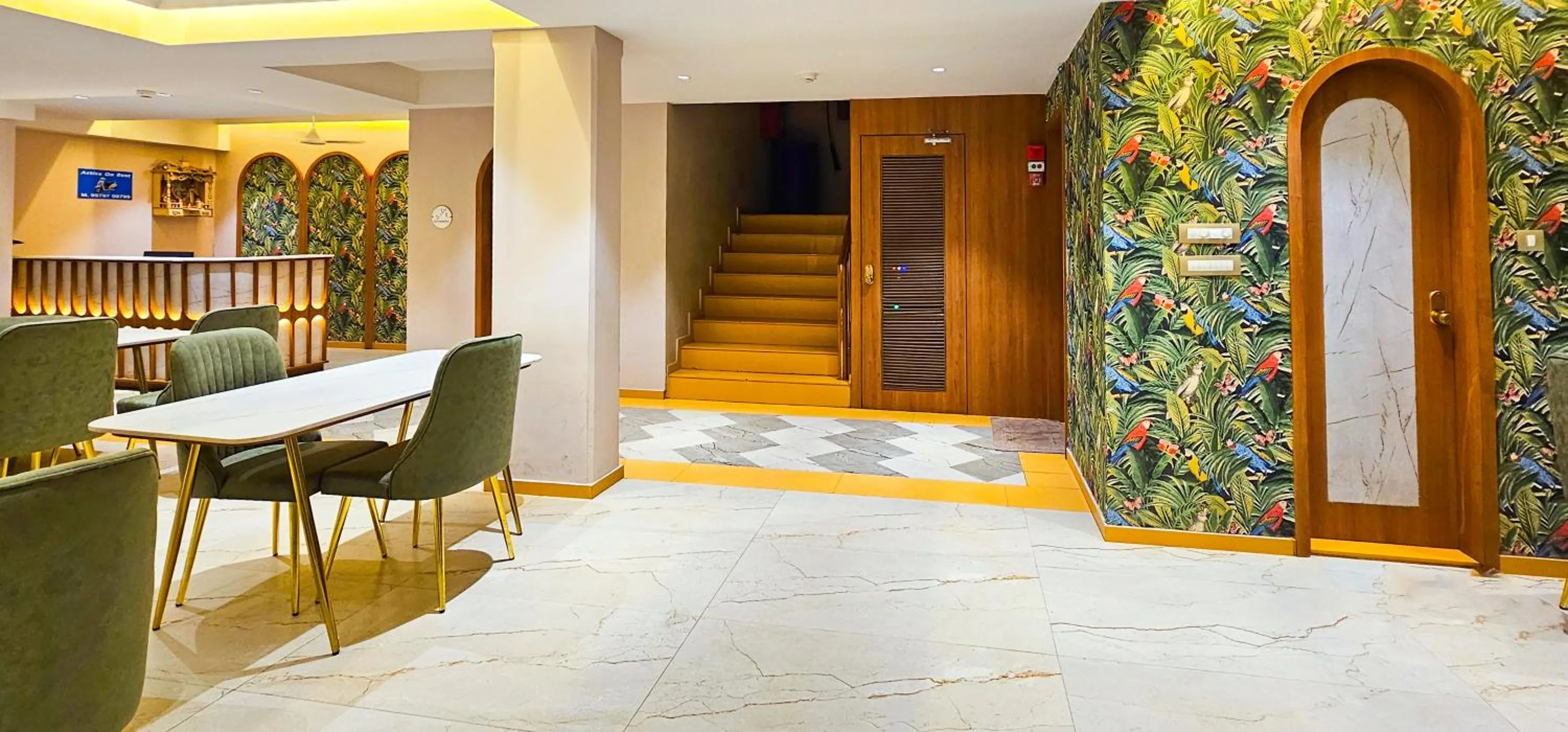 Restaurant/places to eat in Hotel Nova Bliss