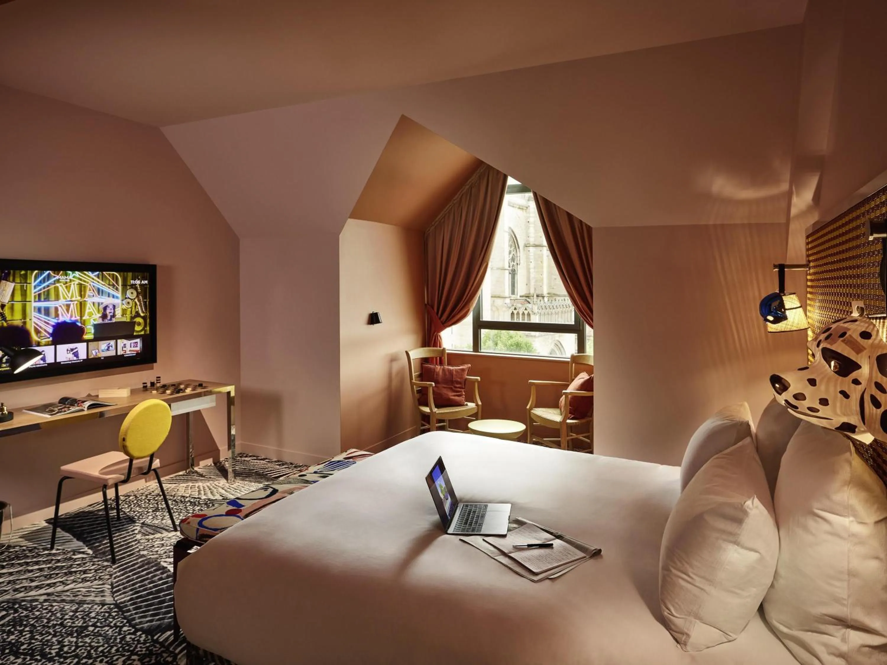 Bedroom, Bed in Mama Shelter Dijon