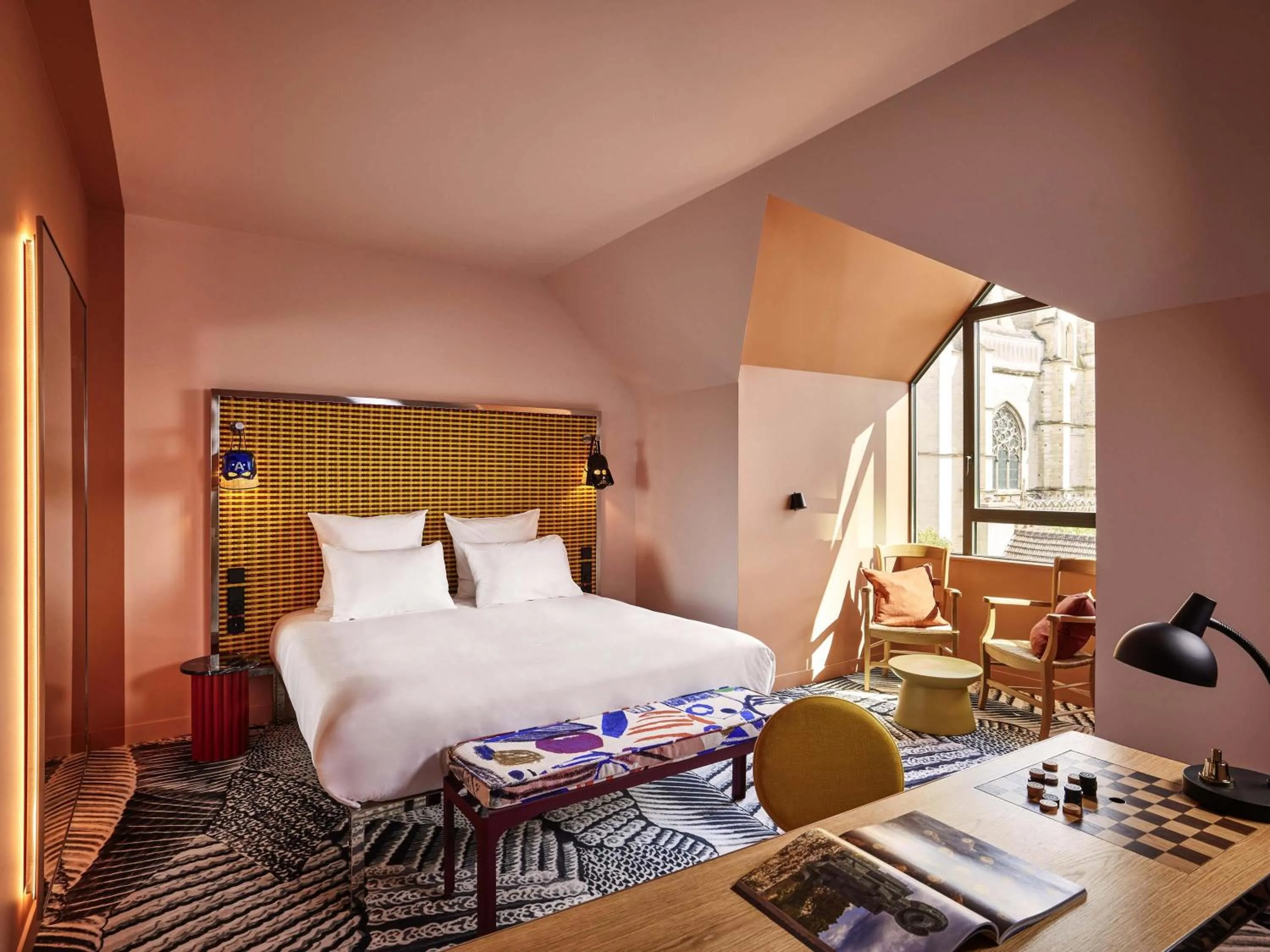 Bedroom, Bed in Mama Shelter Dijon