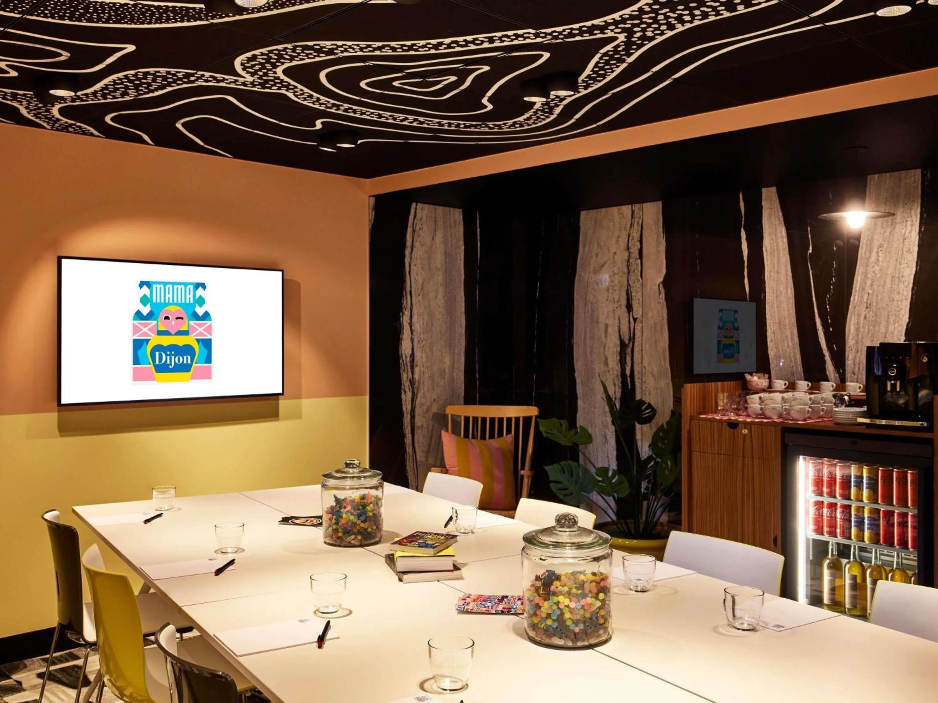 Meeting/conference room in Mama Shelter Dijon